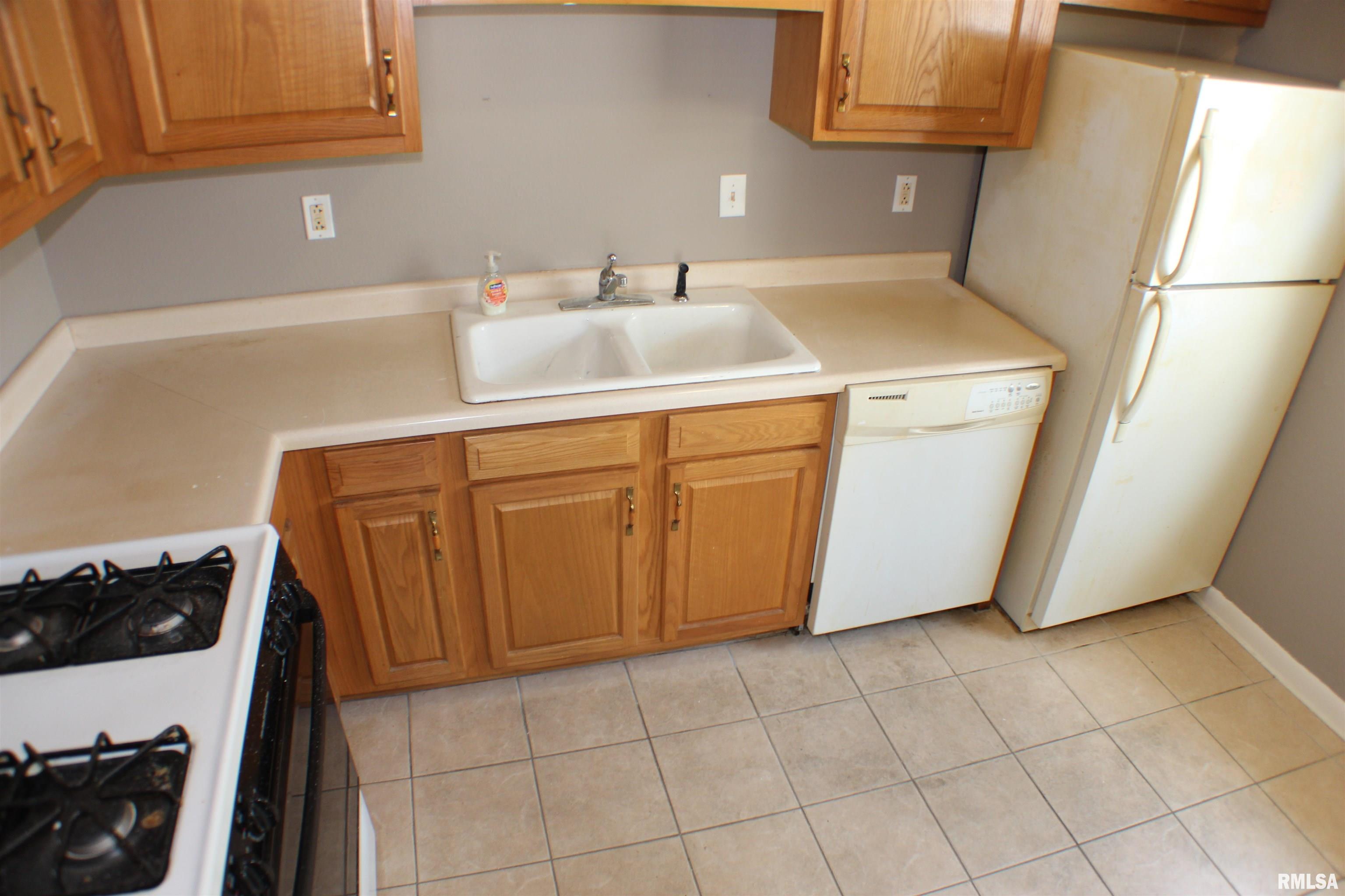 2516 W 68th Street, Davenport, Iowa image 14