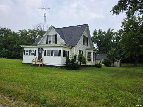 Homes For Sale - 13110 6 Mile Road<br/> Cass County, Virginia, IL 62691