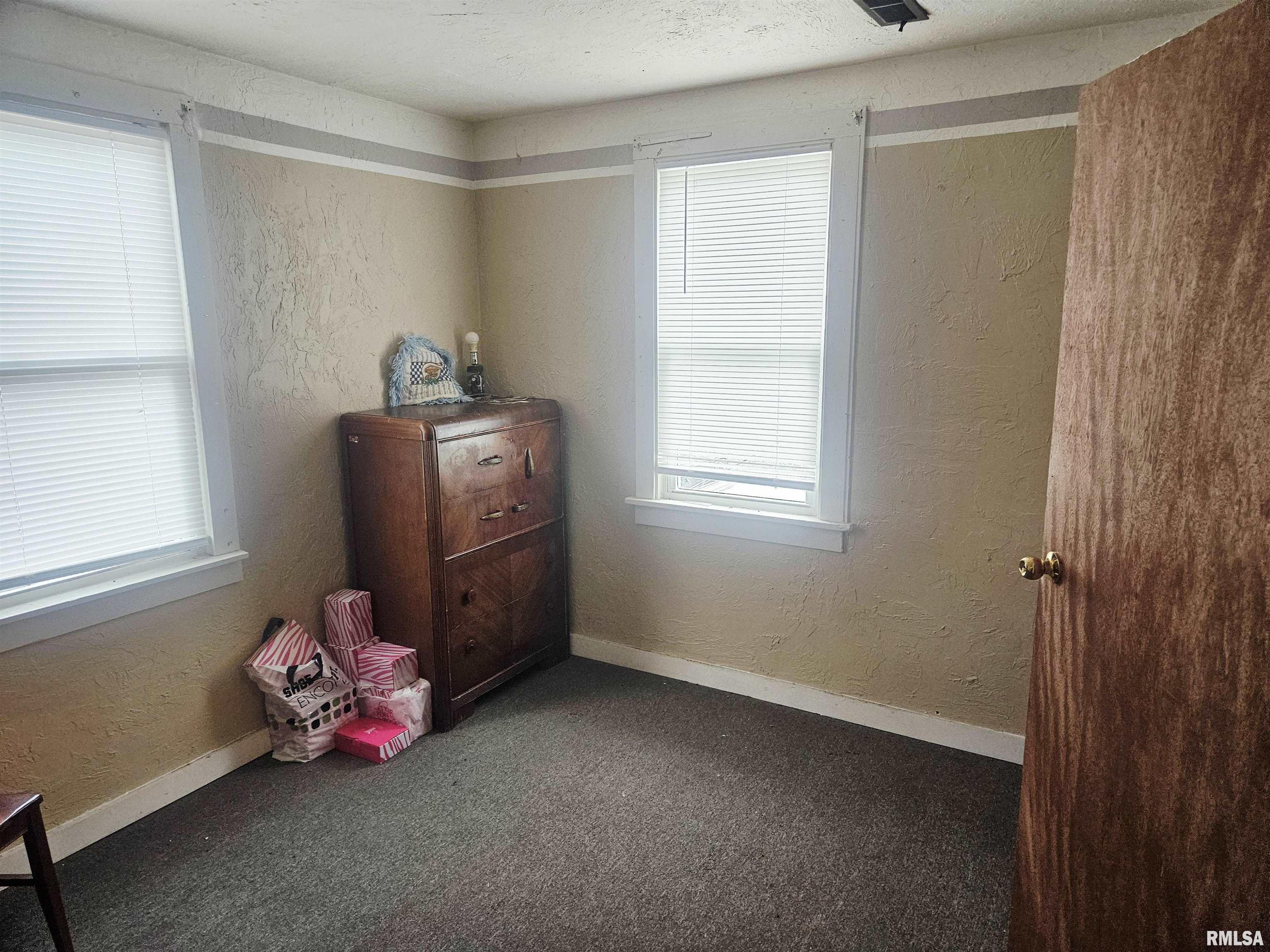 640 Grant Place, Canton, Illinois image 8