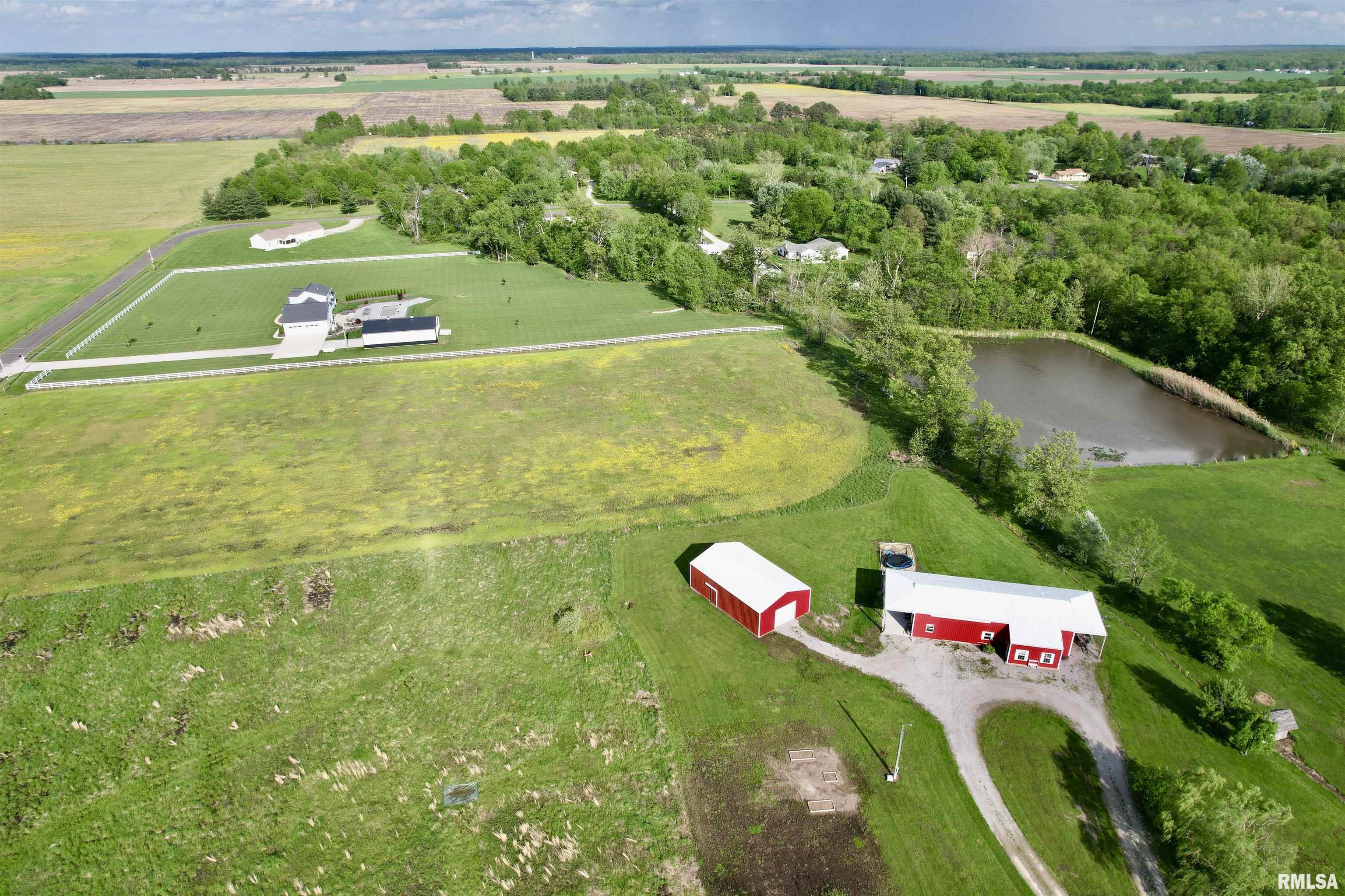 1821 Zion Hill Road, Centralia, Illinois image 8