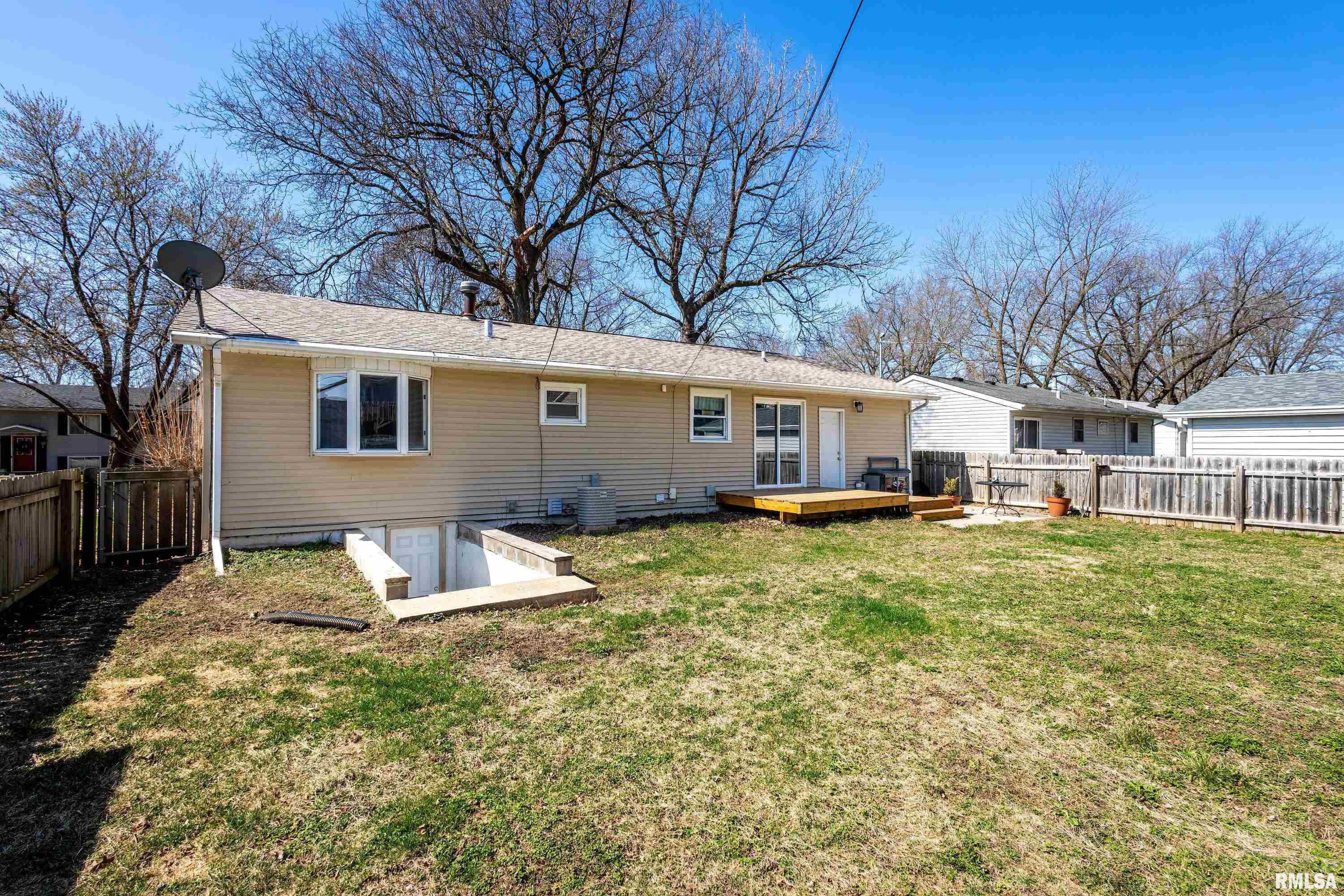 3317 Kimberly Downs Road, Davenport, Iowa image 24