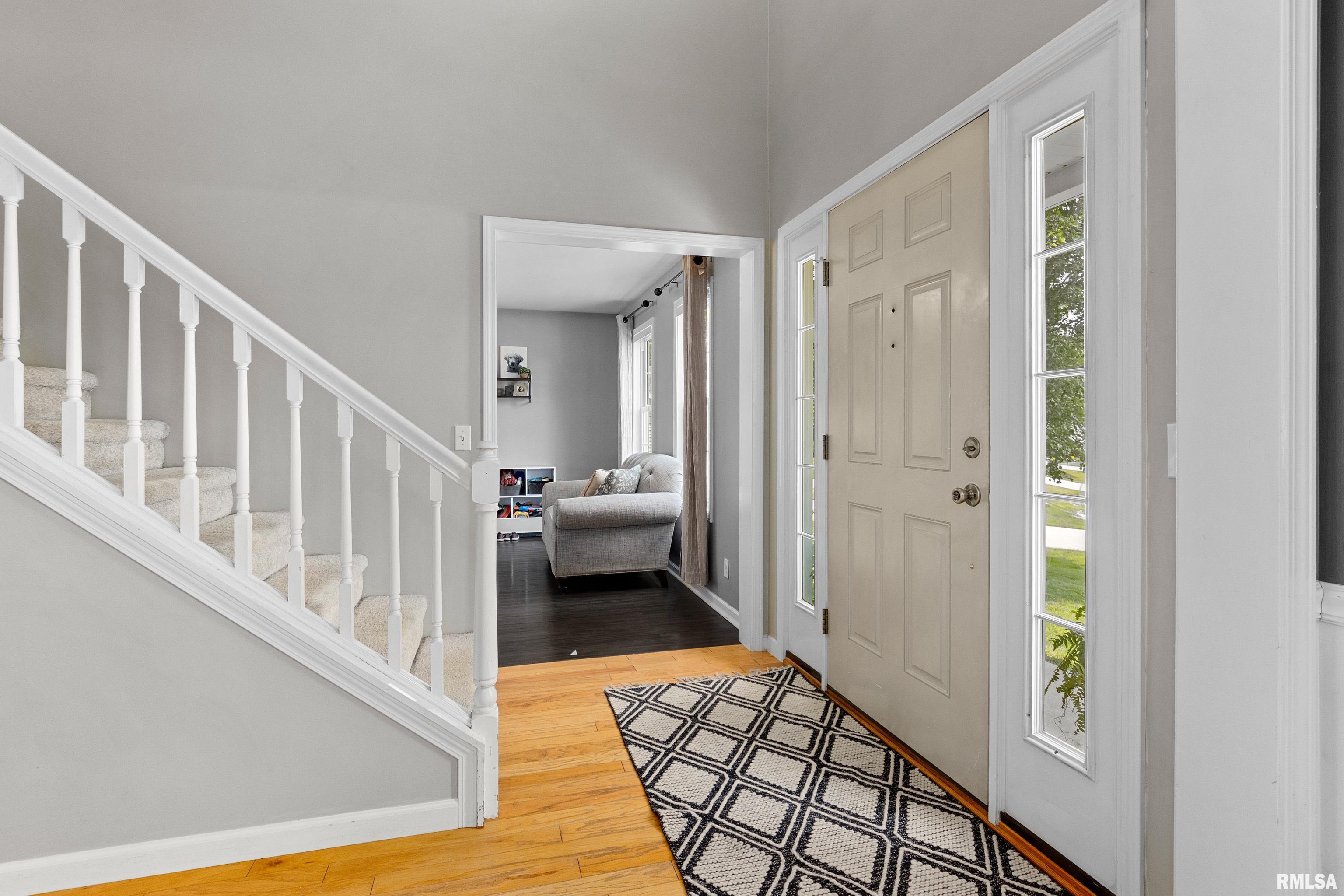 418 Mackenzie Place, Germantown Hills, Illinois image 4