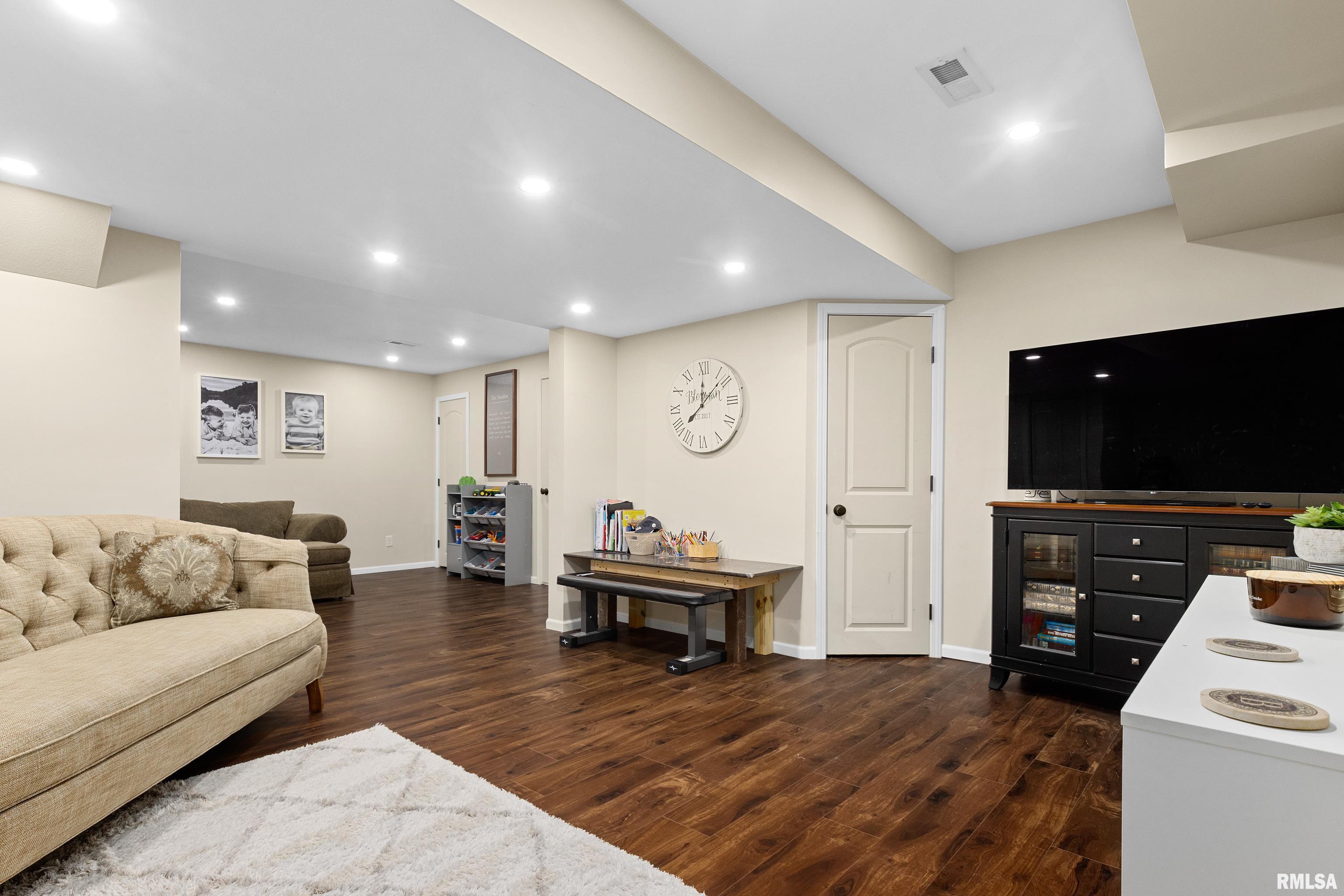 418 Mackenzie Place, Germantown Hills, Illinois image 35