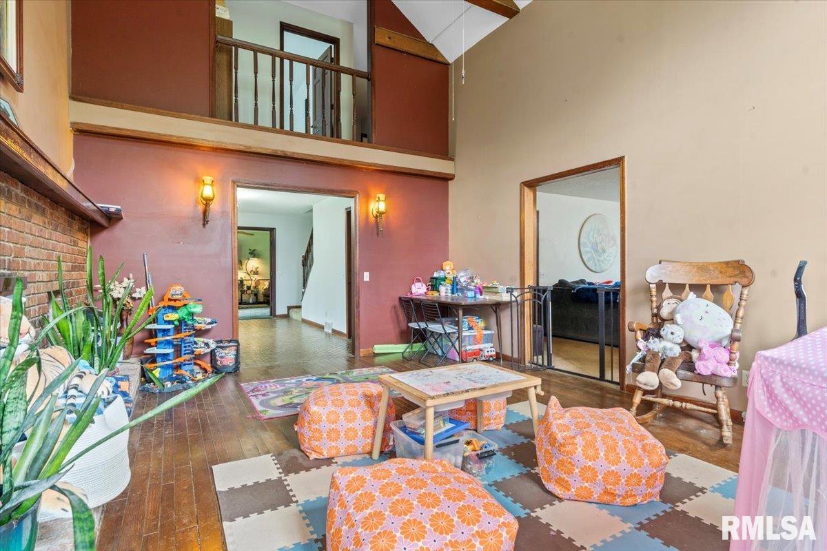 9068 Old Indian Trail, Chatham, Illinois image 8