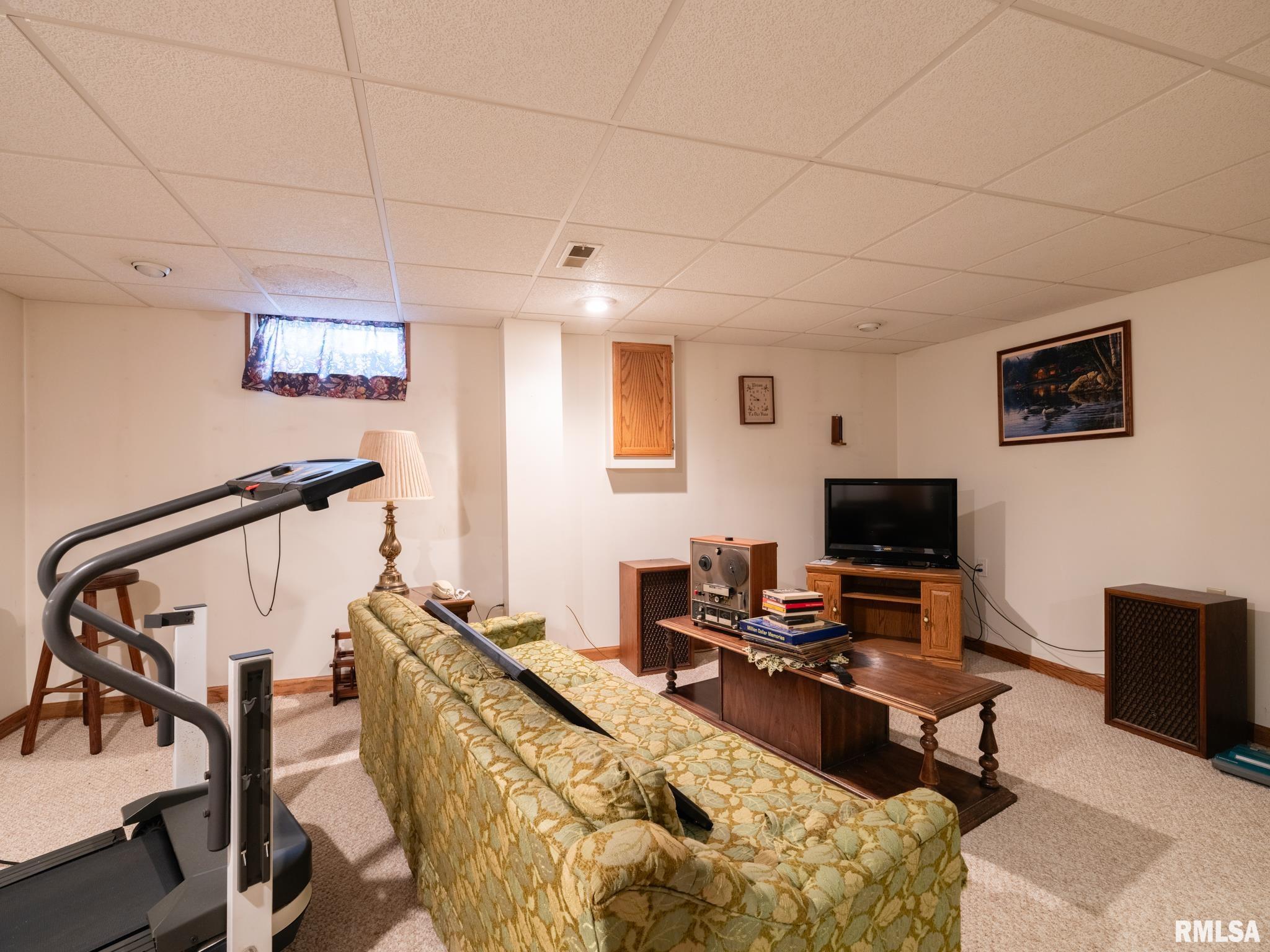 1213 W Pine Street, Chillicothe, Illinois image 34
