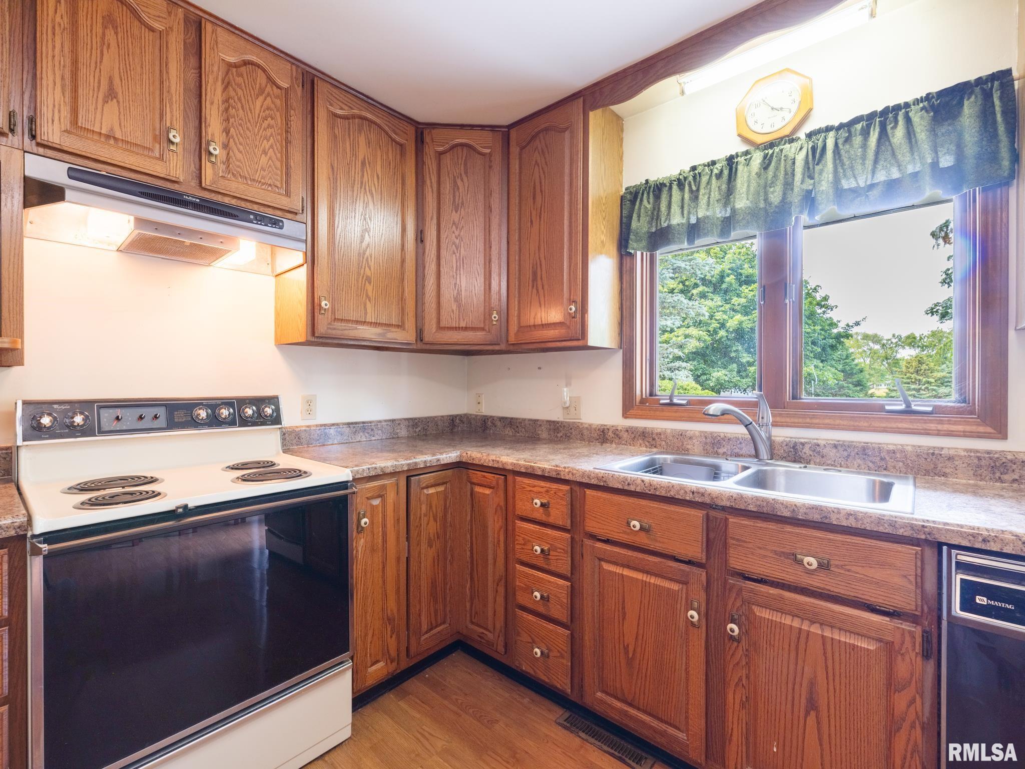 1213 W Pine Street, Chillicothe, Illinois image 13