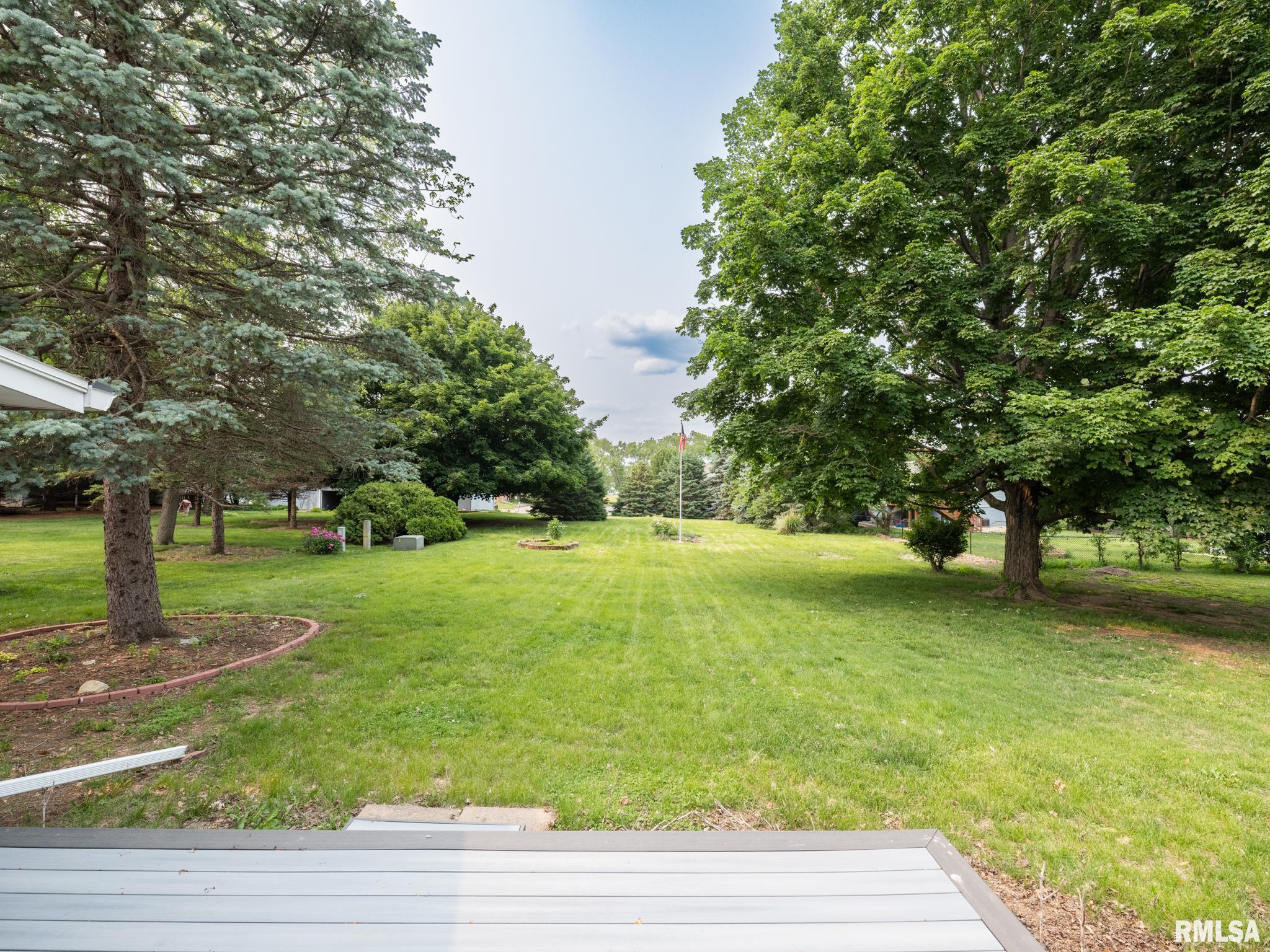 1213 W Pine Street, Chillicothe, Illinois image 2