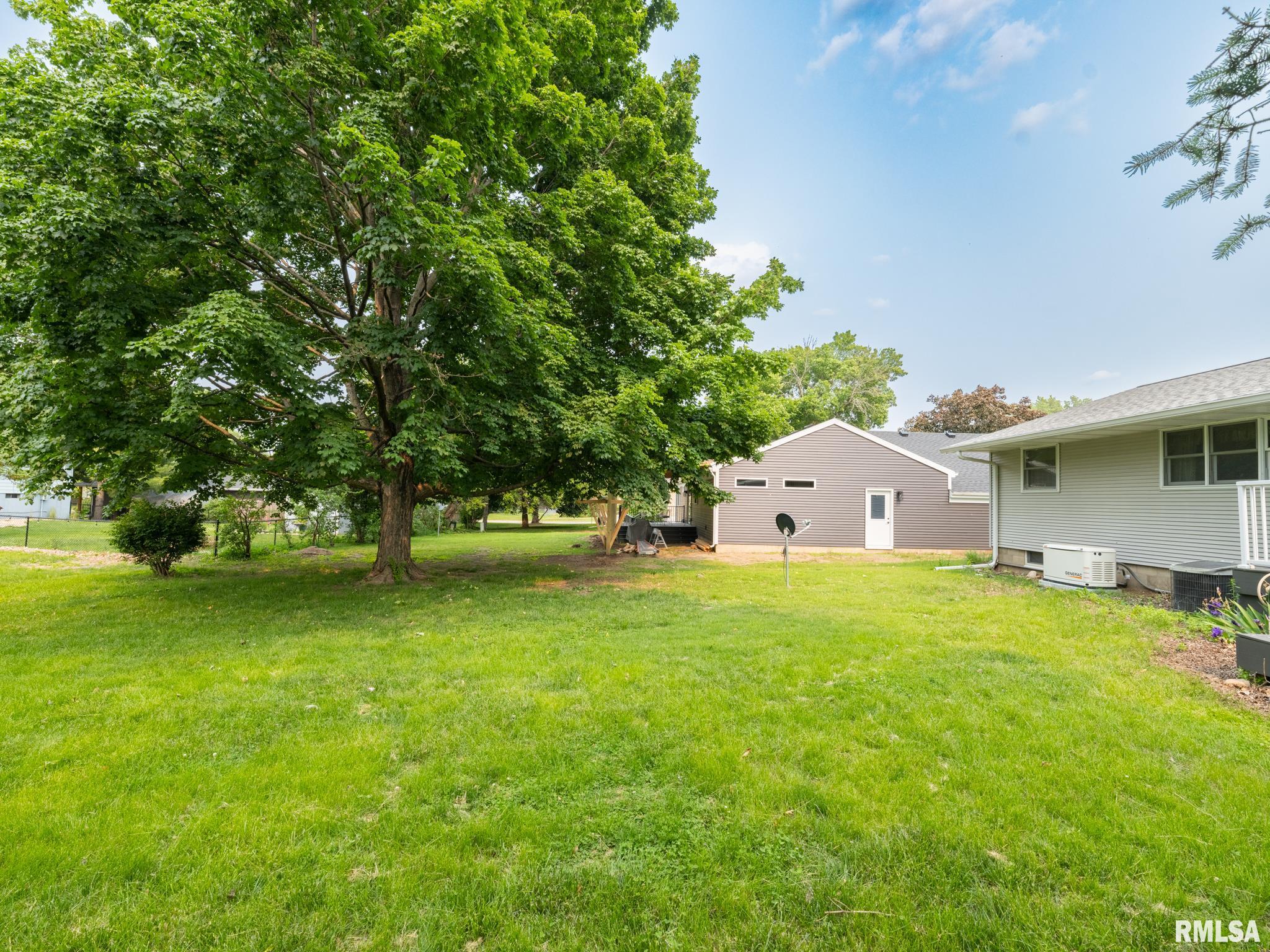 1213 W Pine Street, Chillicothe, Illinois image 49