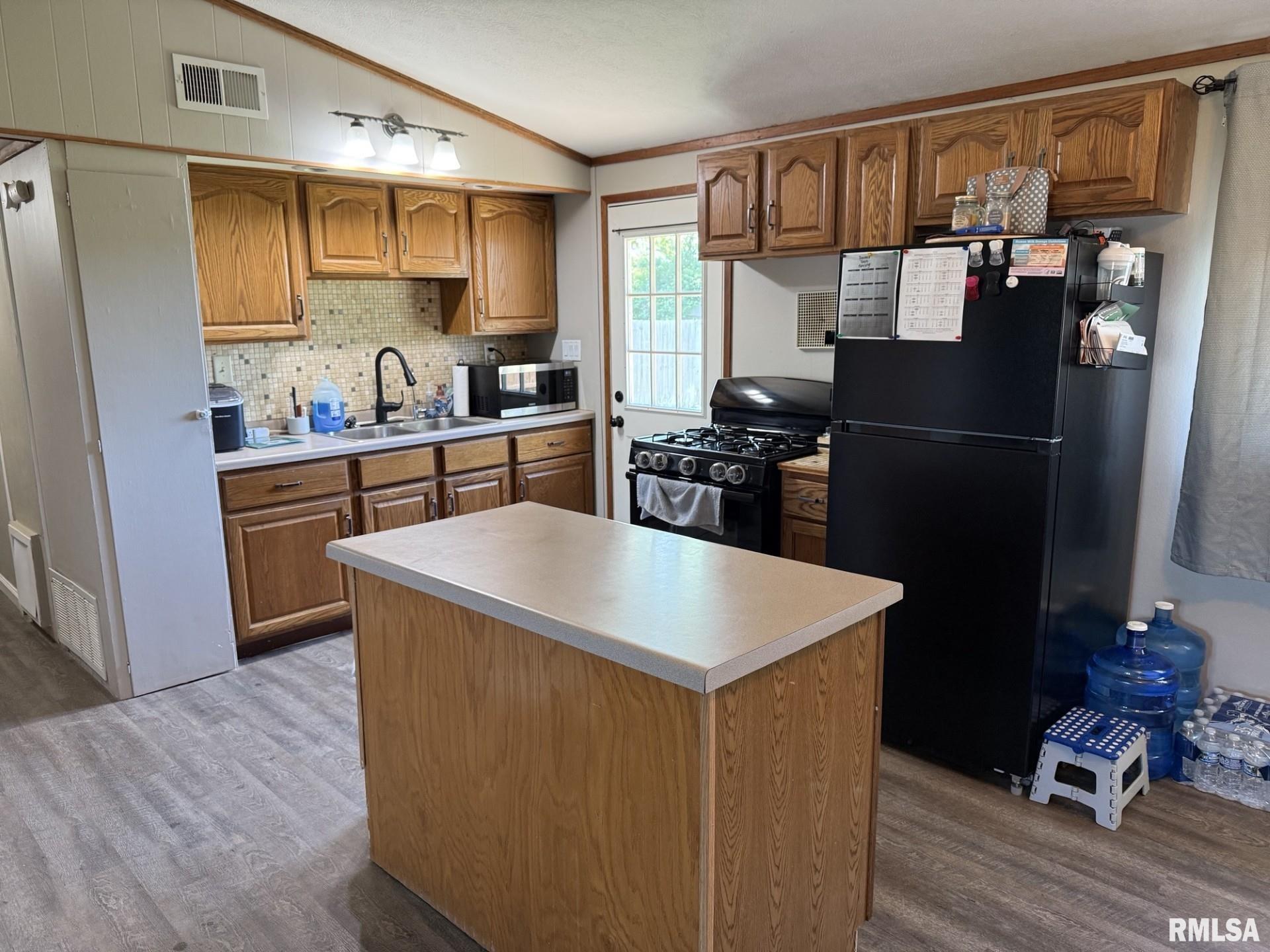 176 Lakeview Drive, Wataga, Illinois image 3
