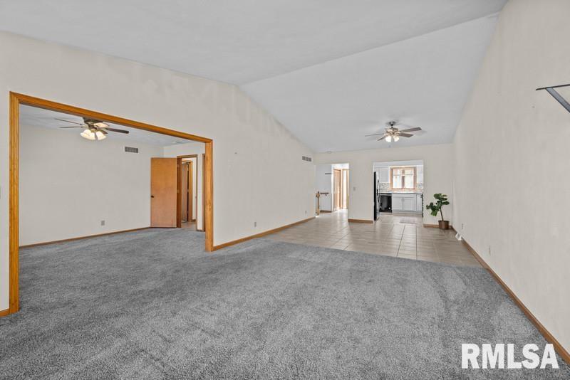 917 23rd Avenue #5, East Moline, Illinois image 9
