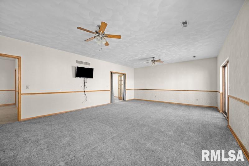917 23rd Avenue #5, East Moline, Illinois image 22