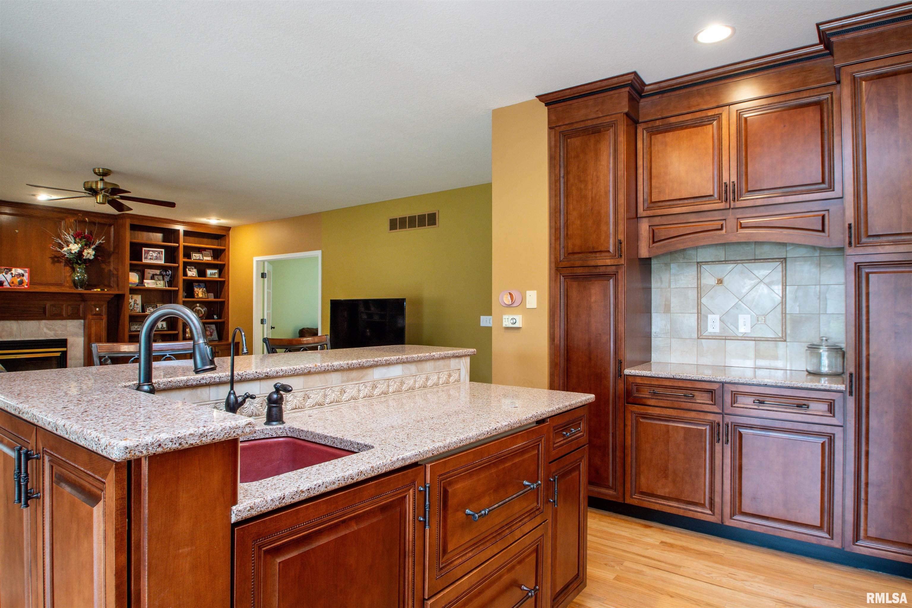 4901 N Weaverridge Boulevard, Peoria, Illinois image 32