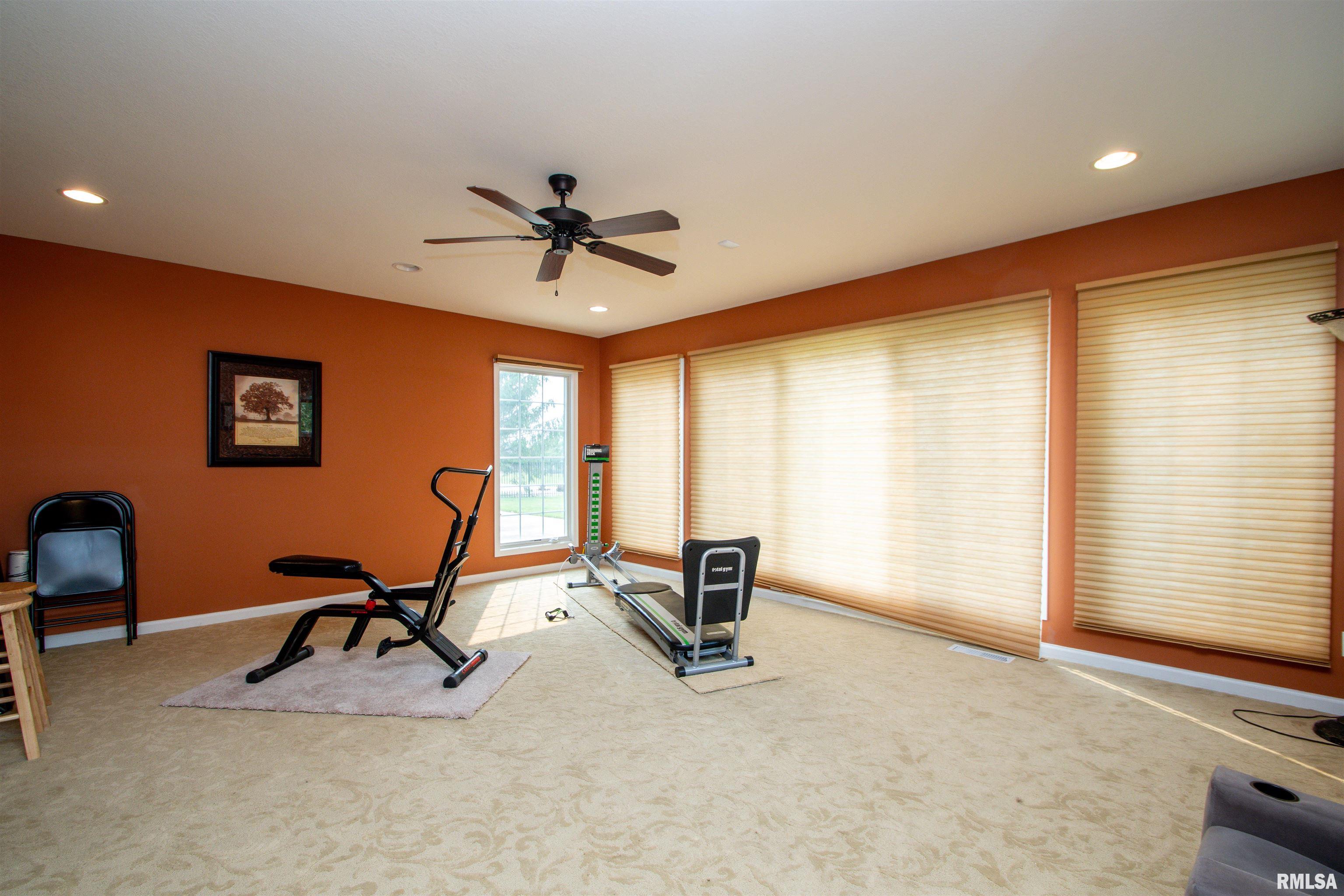 4901 N Weaverridge Boulevard, Peoria, Illinois image 42