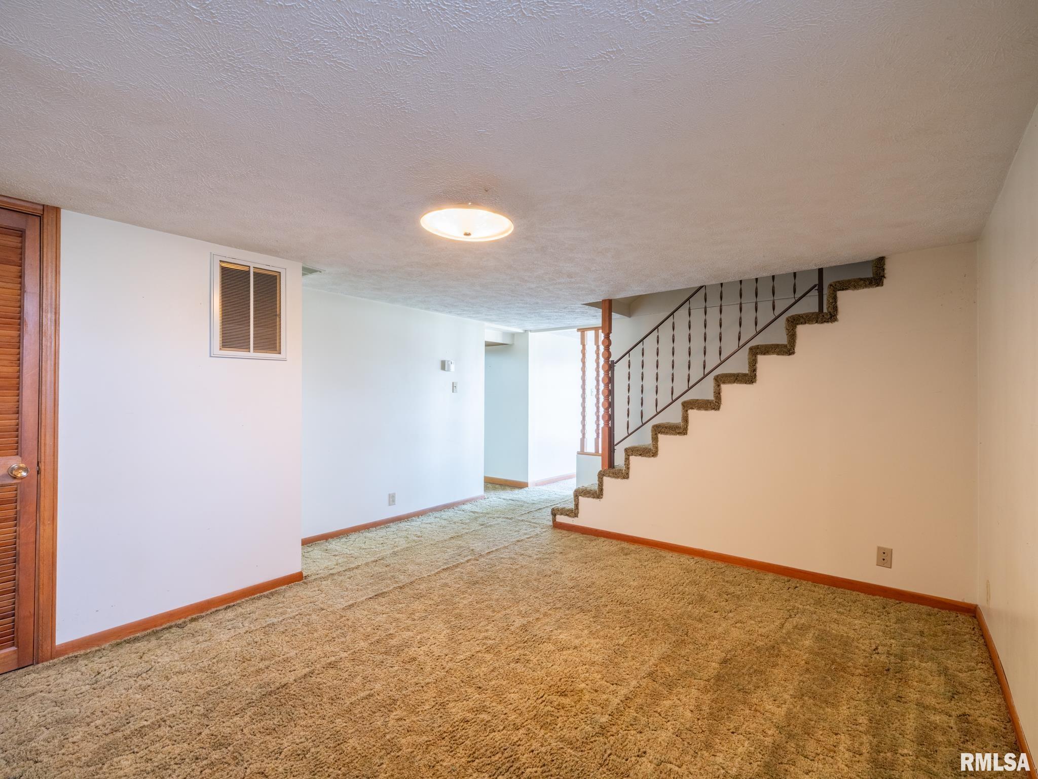 826 S Kim Moor Avenue, Peoria, Illinois image 49