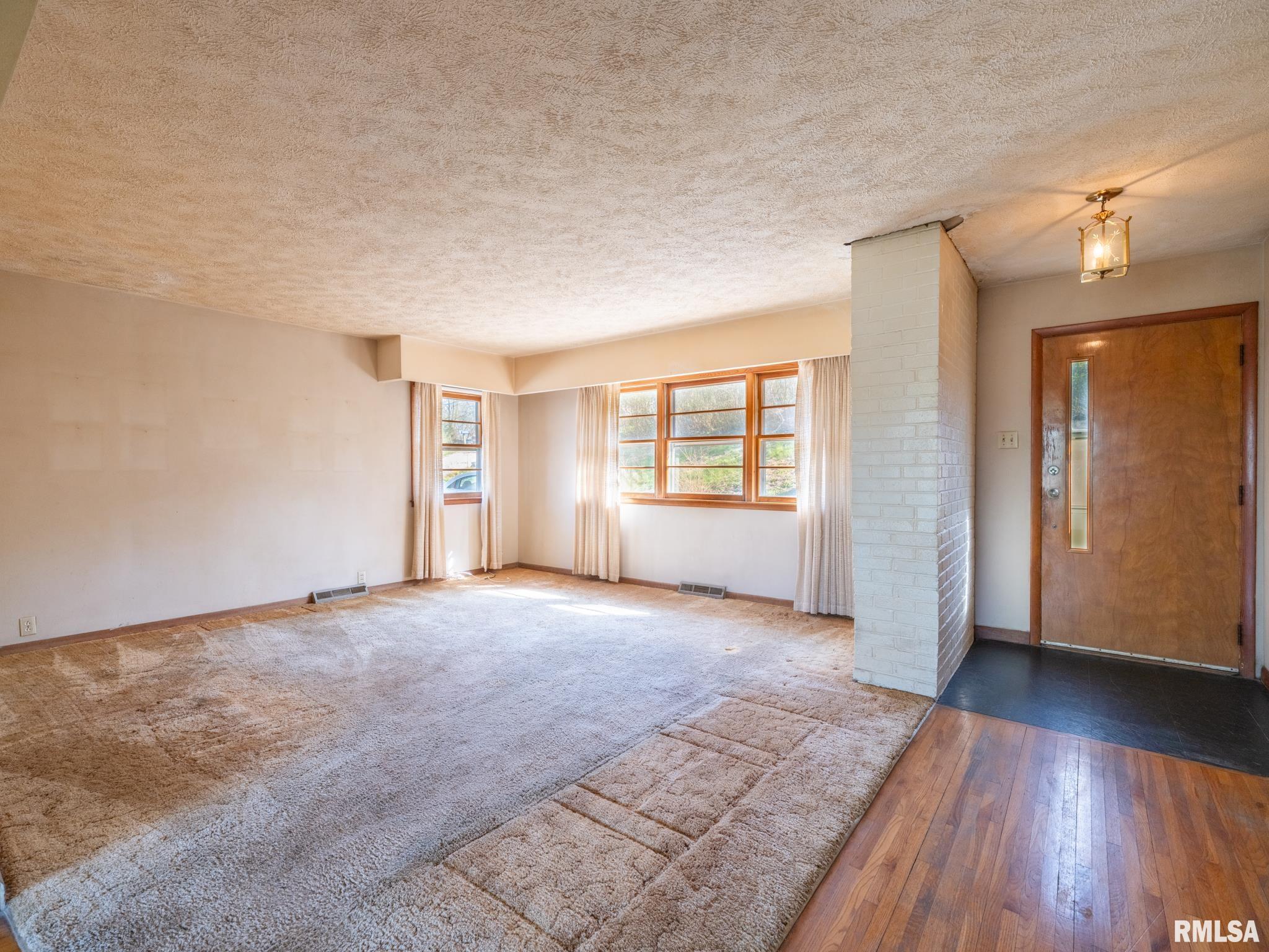 826 S Kim Moor Avenue, Peoria, Illinois image 9