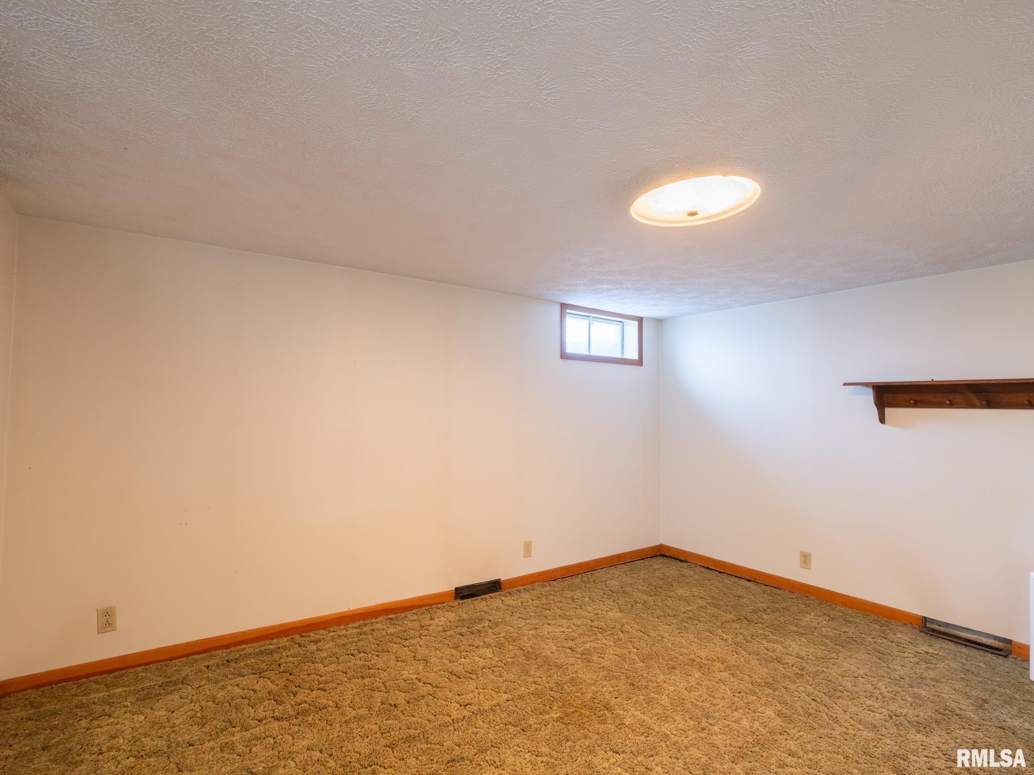 826 S Kim Moor Avenue, Peoria, Illinois image 47