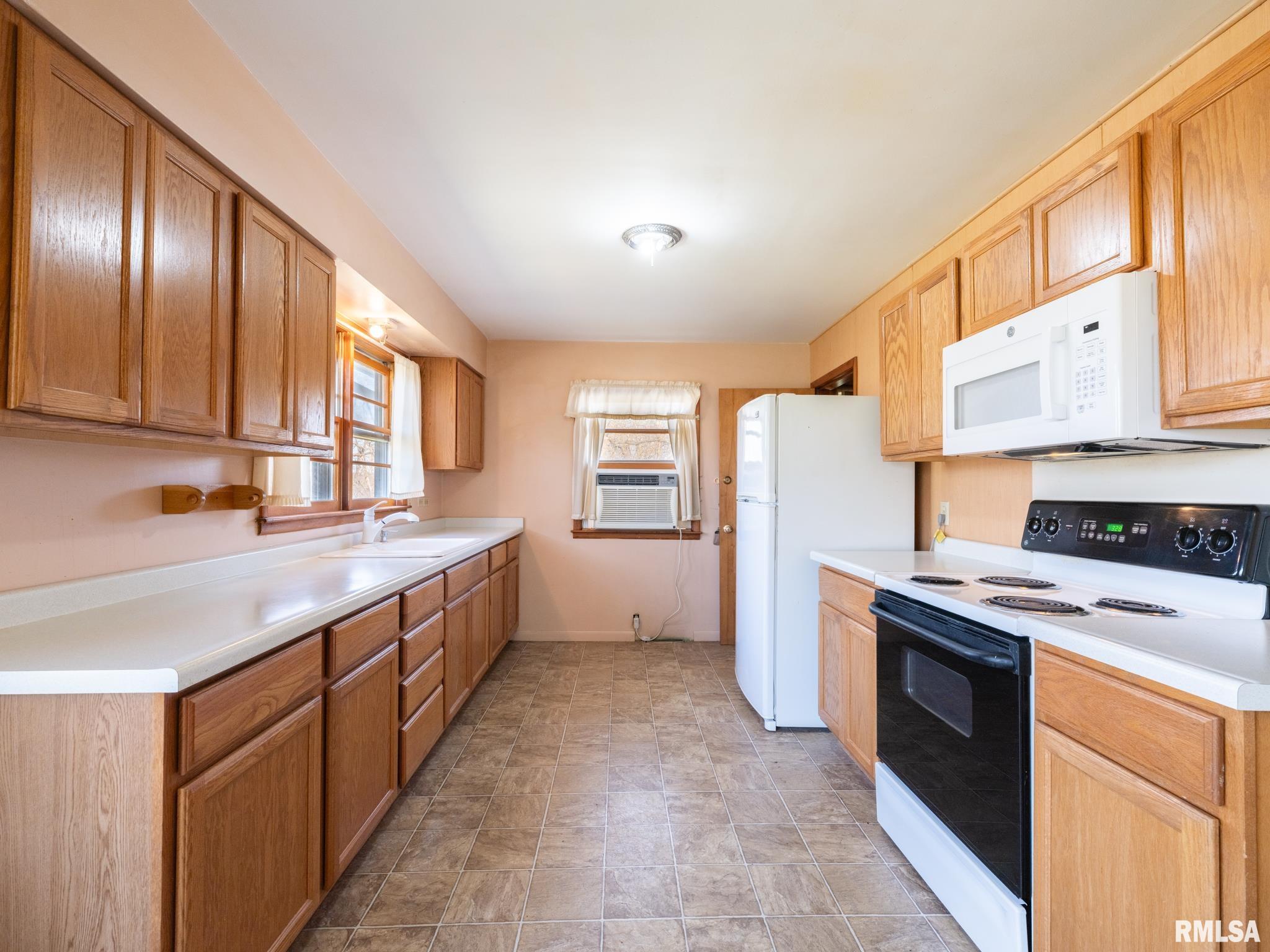 826 S Kim Moor Avenue, Peoria, Illinois image 24