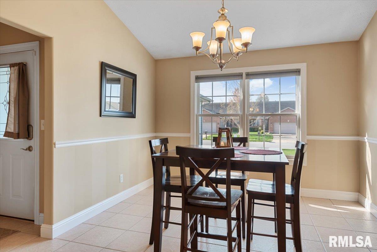 3805 Sugar Loaf Drive, Springfield, Illinois image 14
