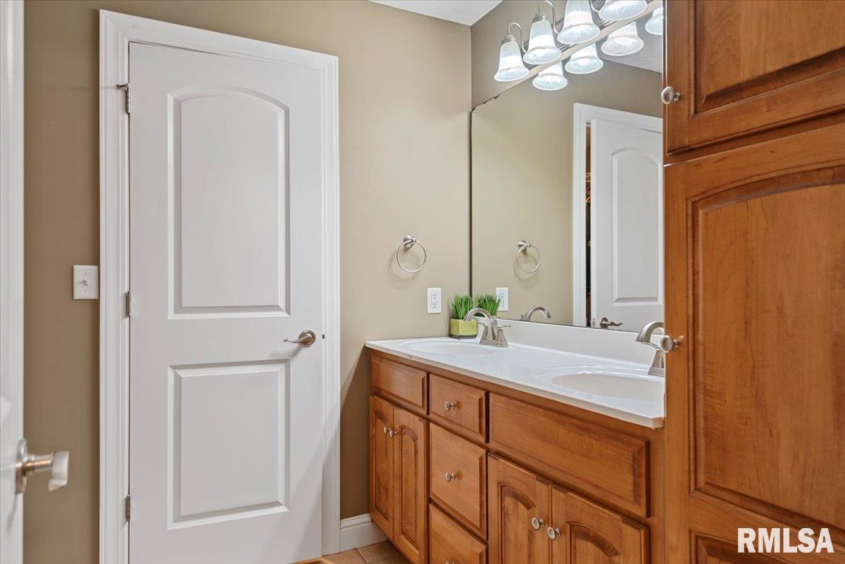 3805 Sugar Loaf Drive, Springfield, Illinois image 19