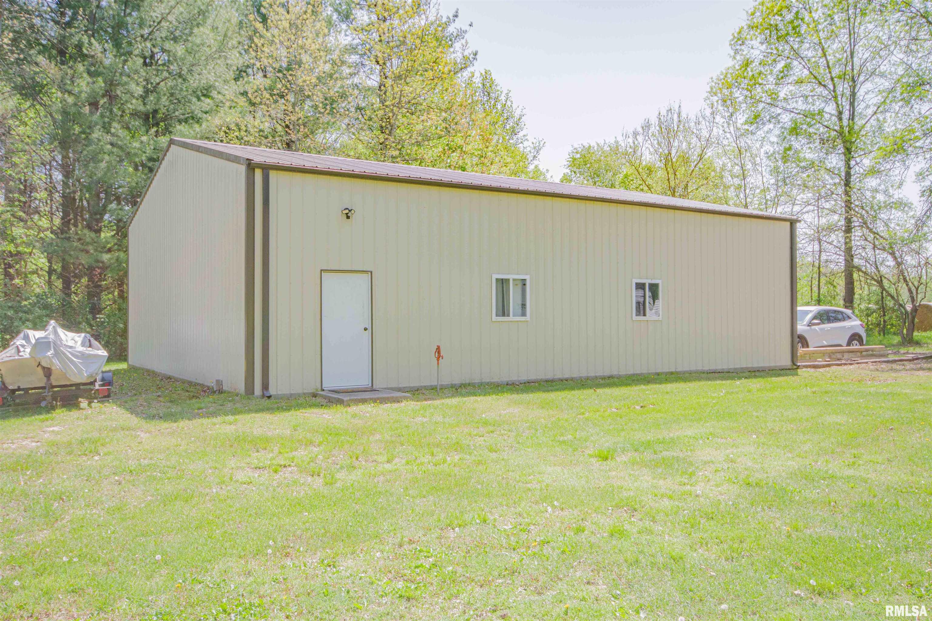 402A Edgewood Road, Salem, Illinois image 40