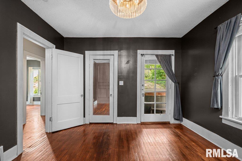 1429 Jersey Ridge Road, Davenport, Iowa image 34