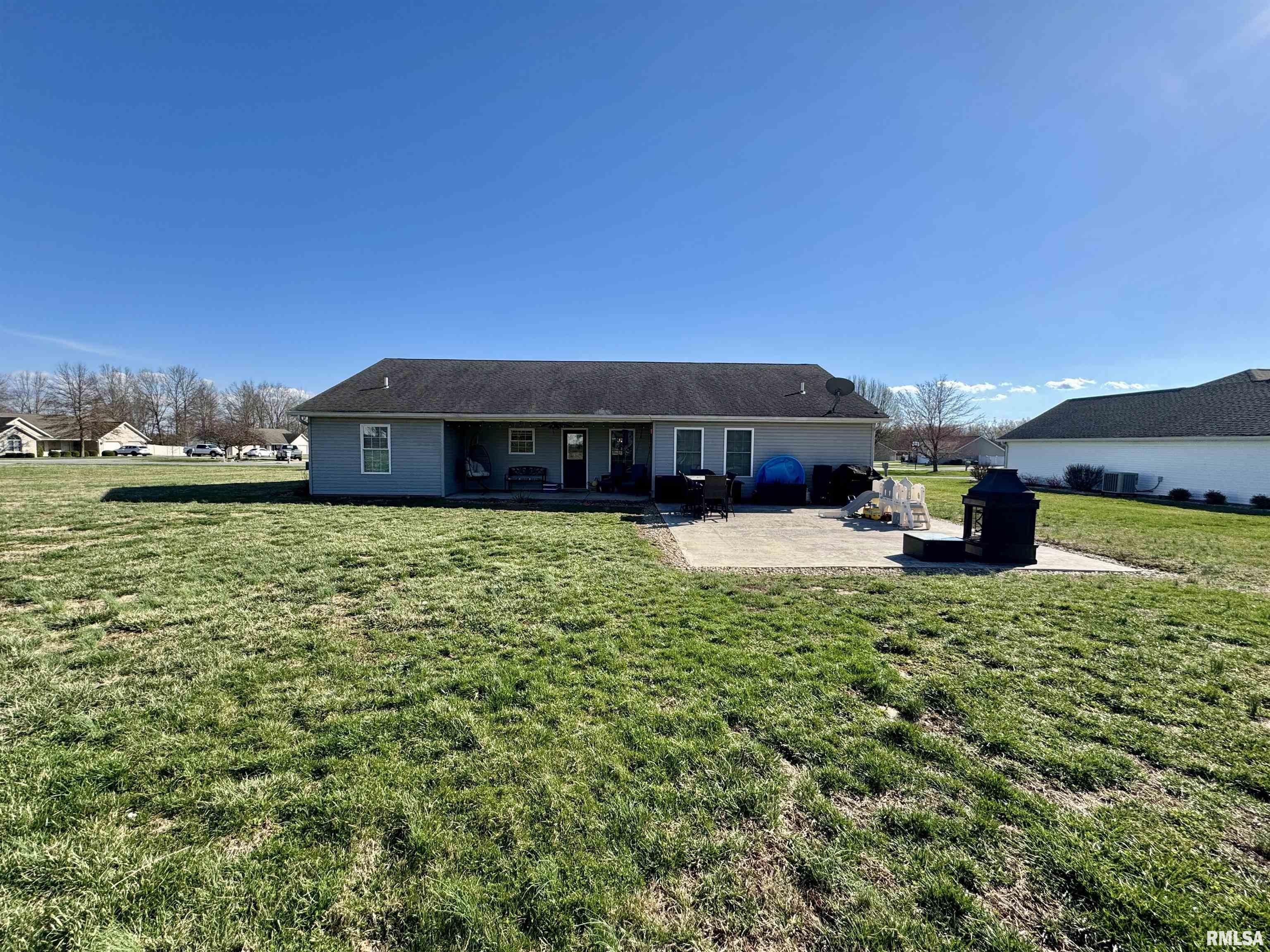 11235 Maggie Drive, Marion, Illinois image 6