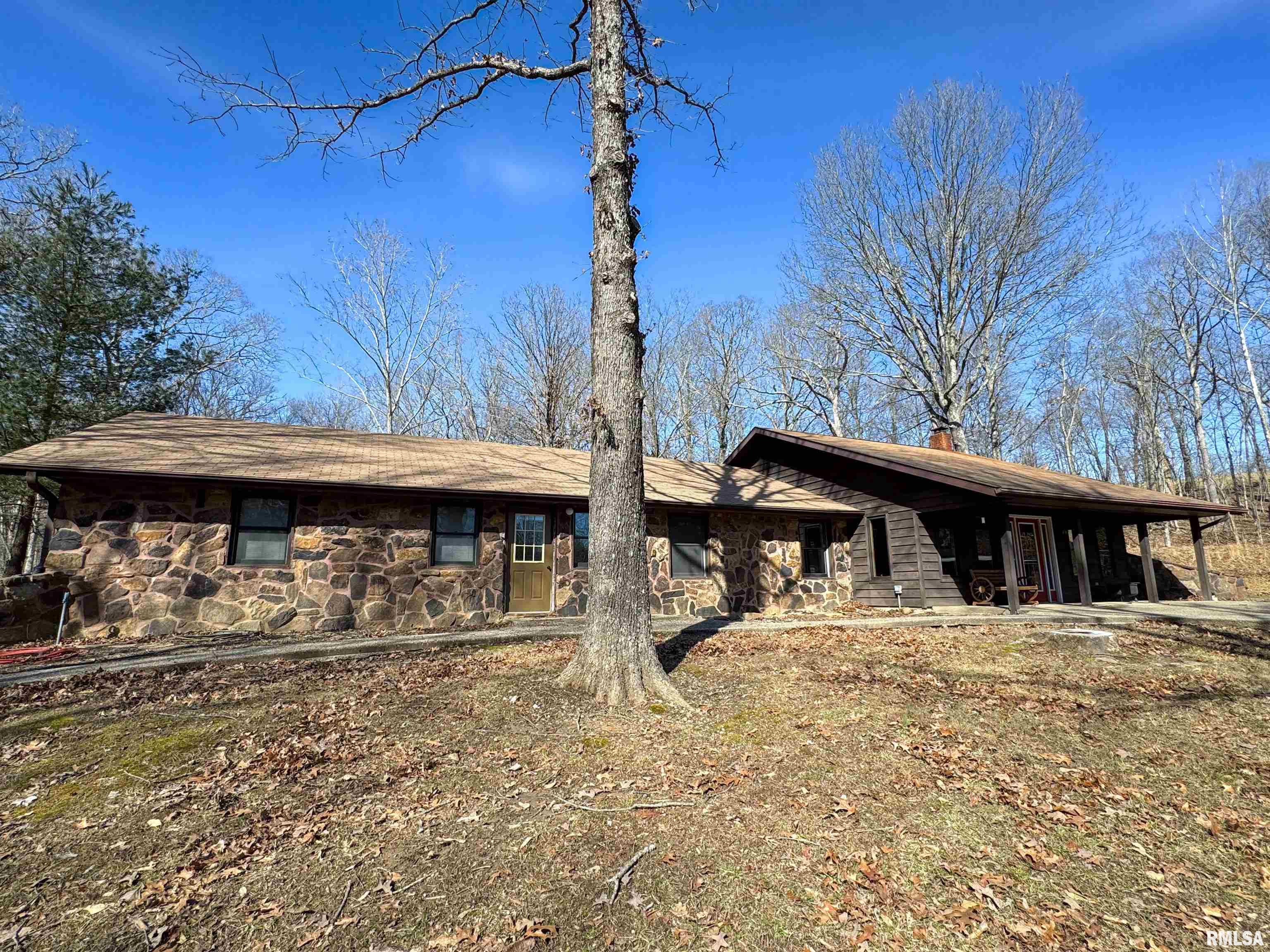 780 Mountain Glen Road, Cobden, Illinois image 3