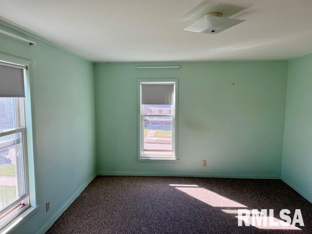 2349 N 8th Street, Clinton, Iowa image 14