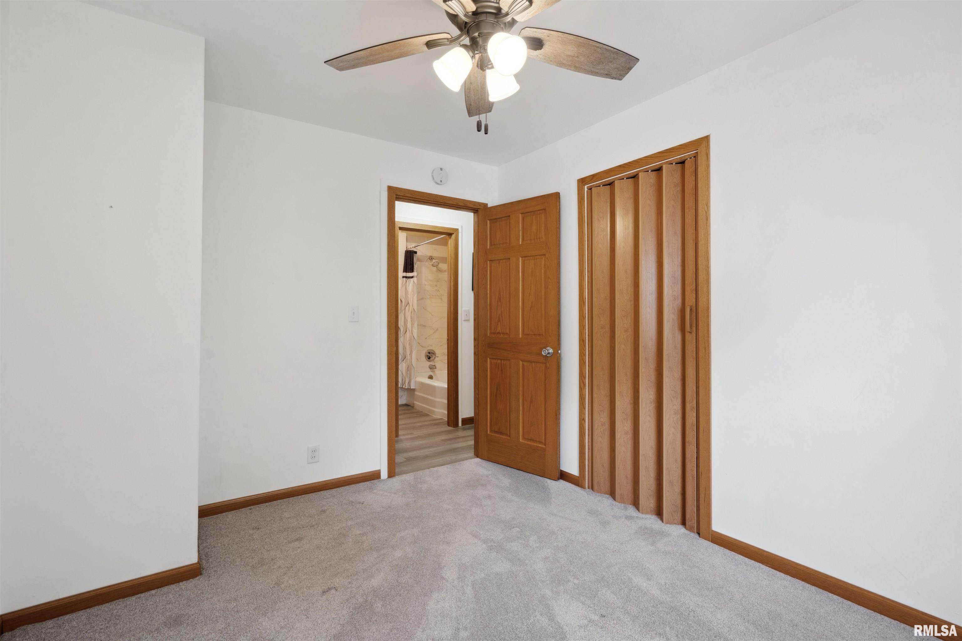 3018 Oak Street Court, Bettendorf, Iowa image 6