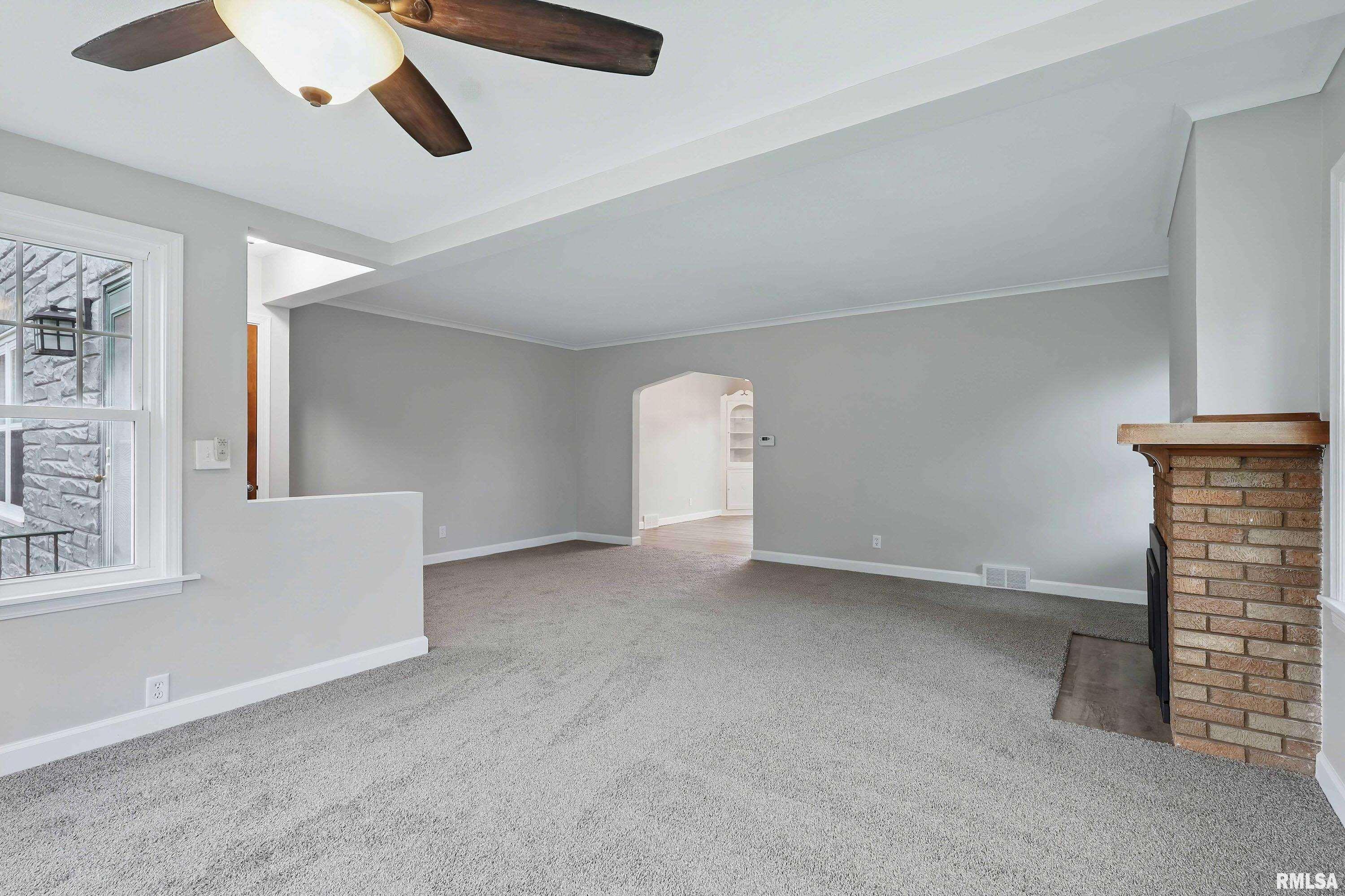 1532 W High Street, Davenport, Iowa image 8