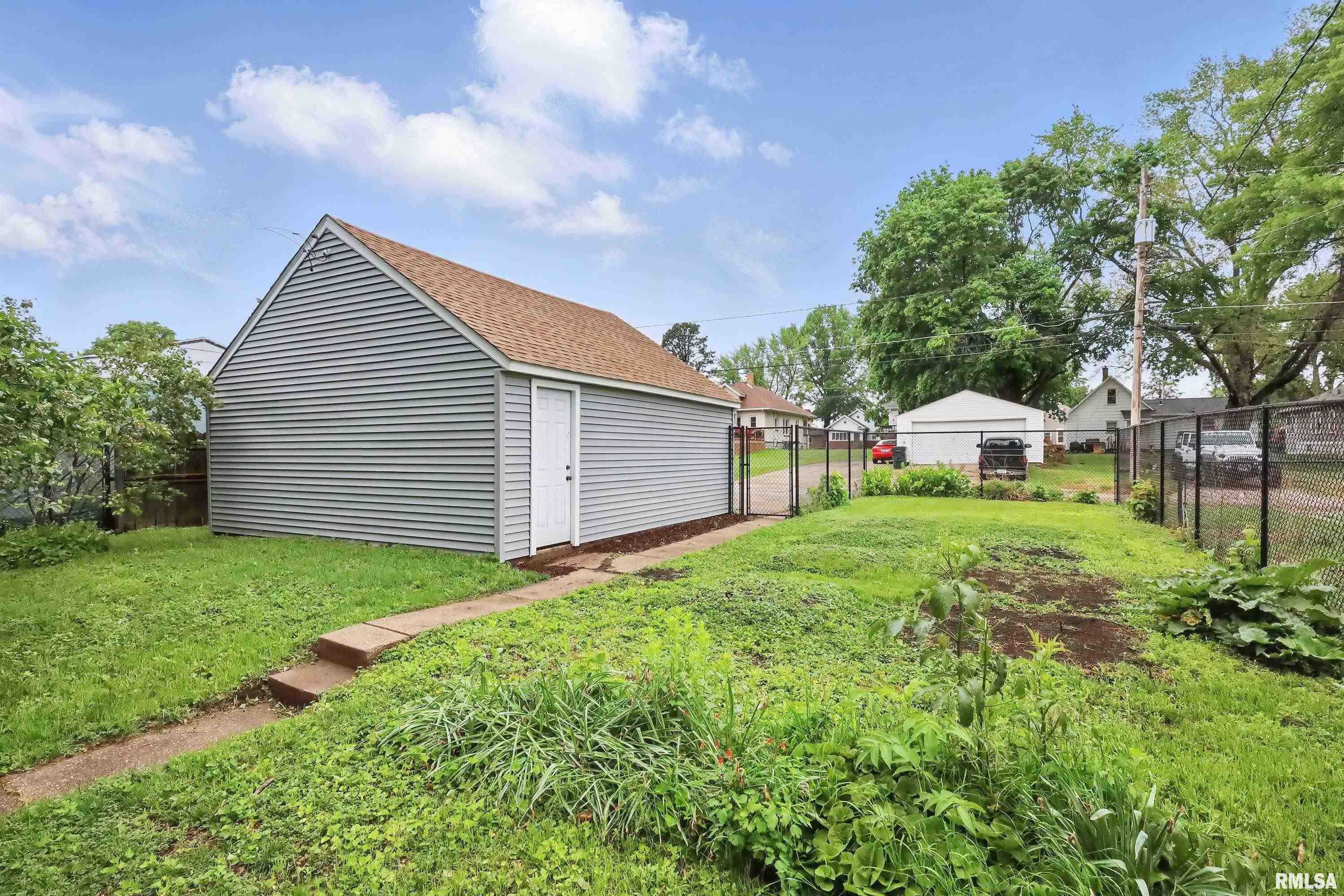 1532 W High Street, Davenport, Iowa image 35