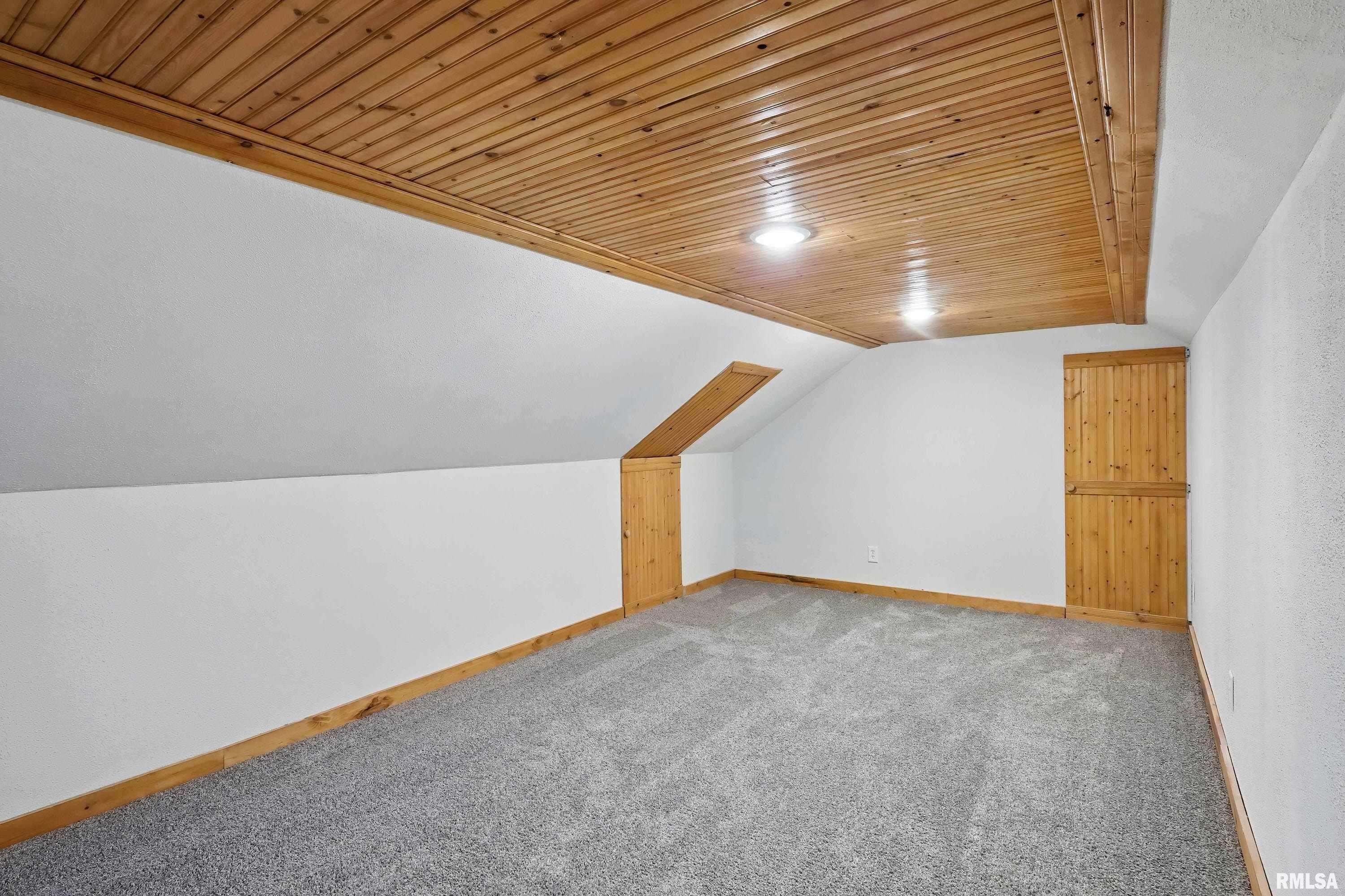 1532 W High Street, Davenport, Iowa image 23