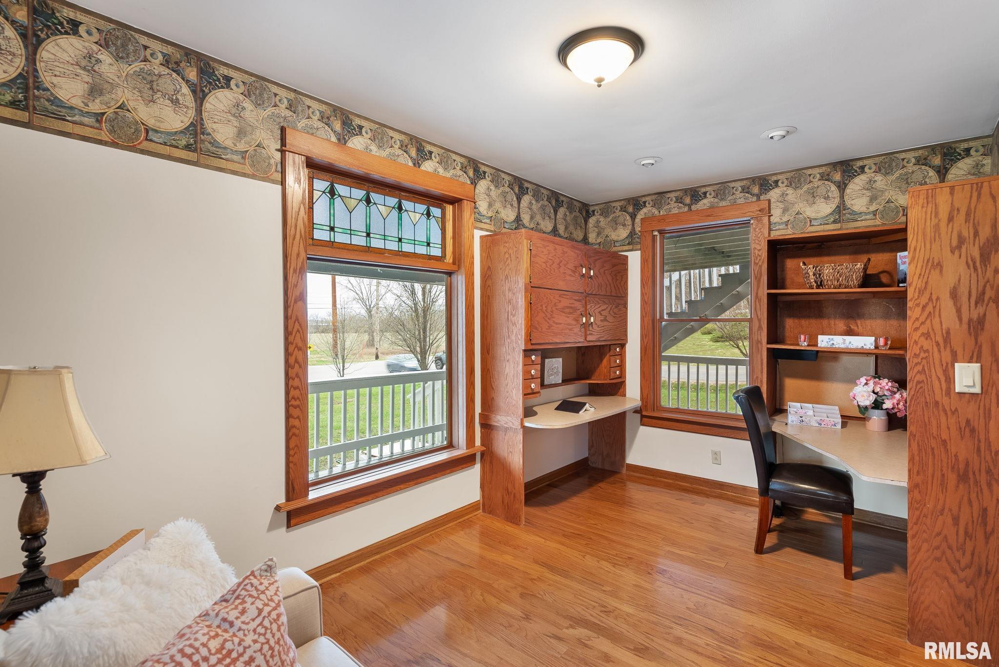 7020 Valley Drive, Bettendorf, Iowa image 18
