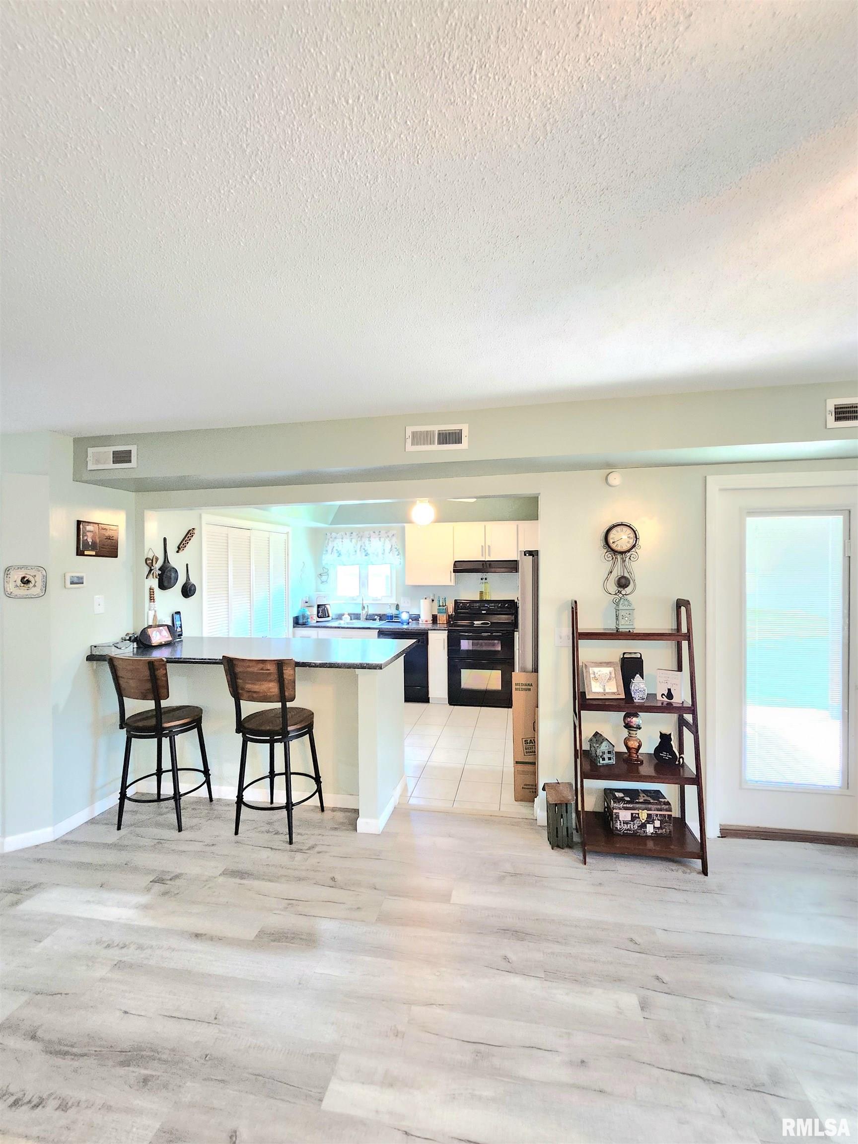 1144 S Morningside Drive, Carbondale, Illinois image 6