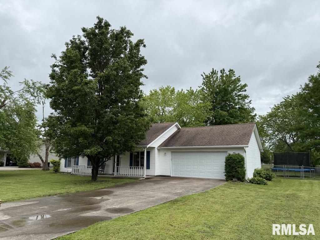 2939 Delora Lane, Herrin, Illinois image 2