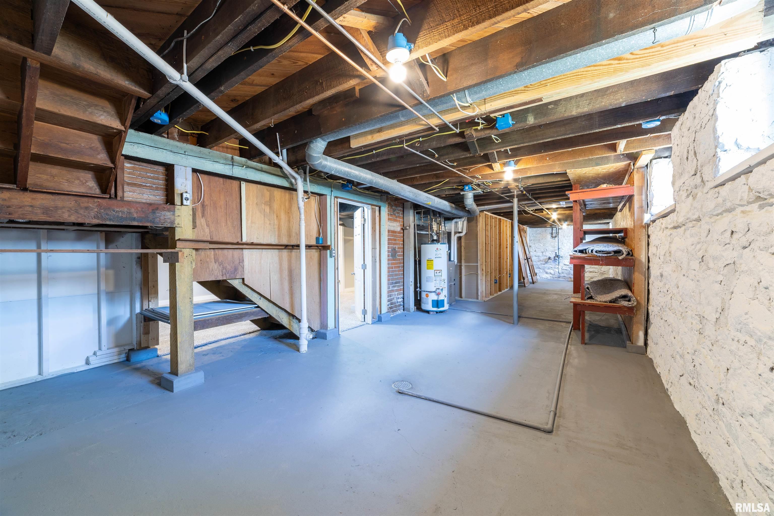 744 S 15th Street, Quincy, Illinois image 38