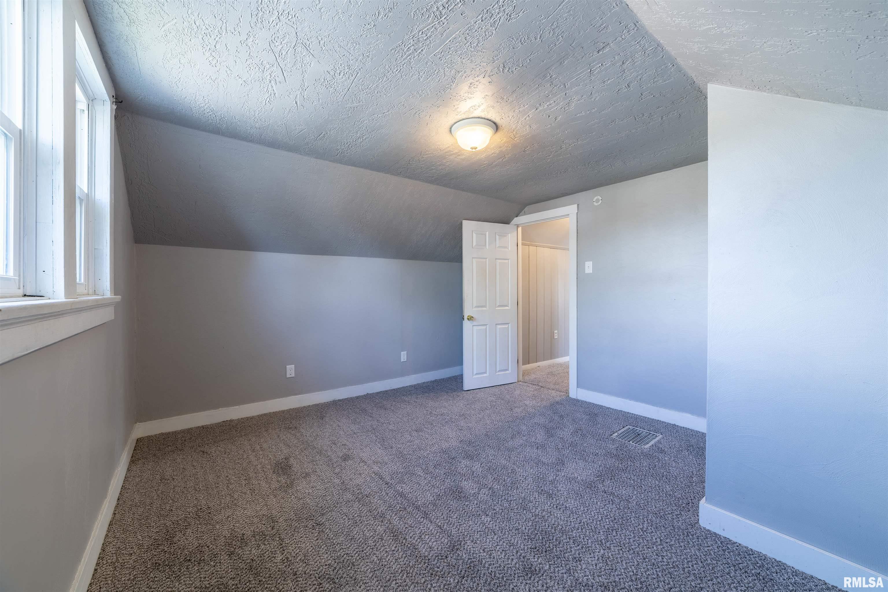 744 S 15th Street, Quincy, Illinois image 25