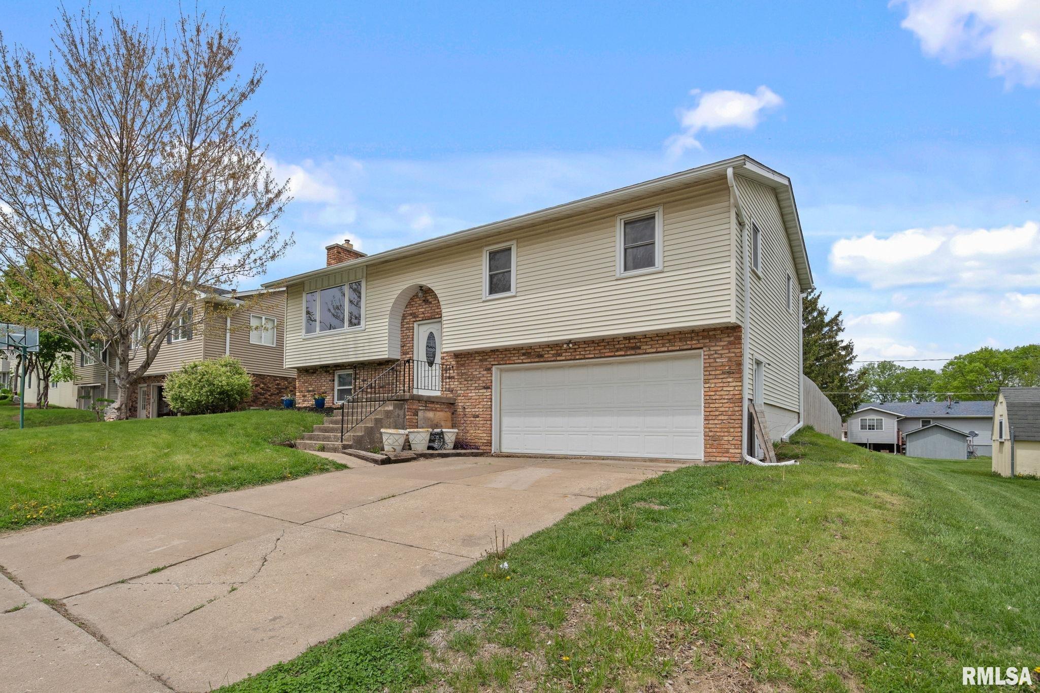 1701 89th Avenue West, Rock Island, Illinois image 2