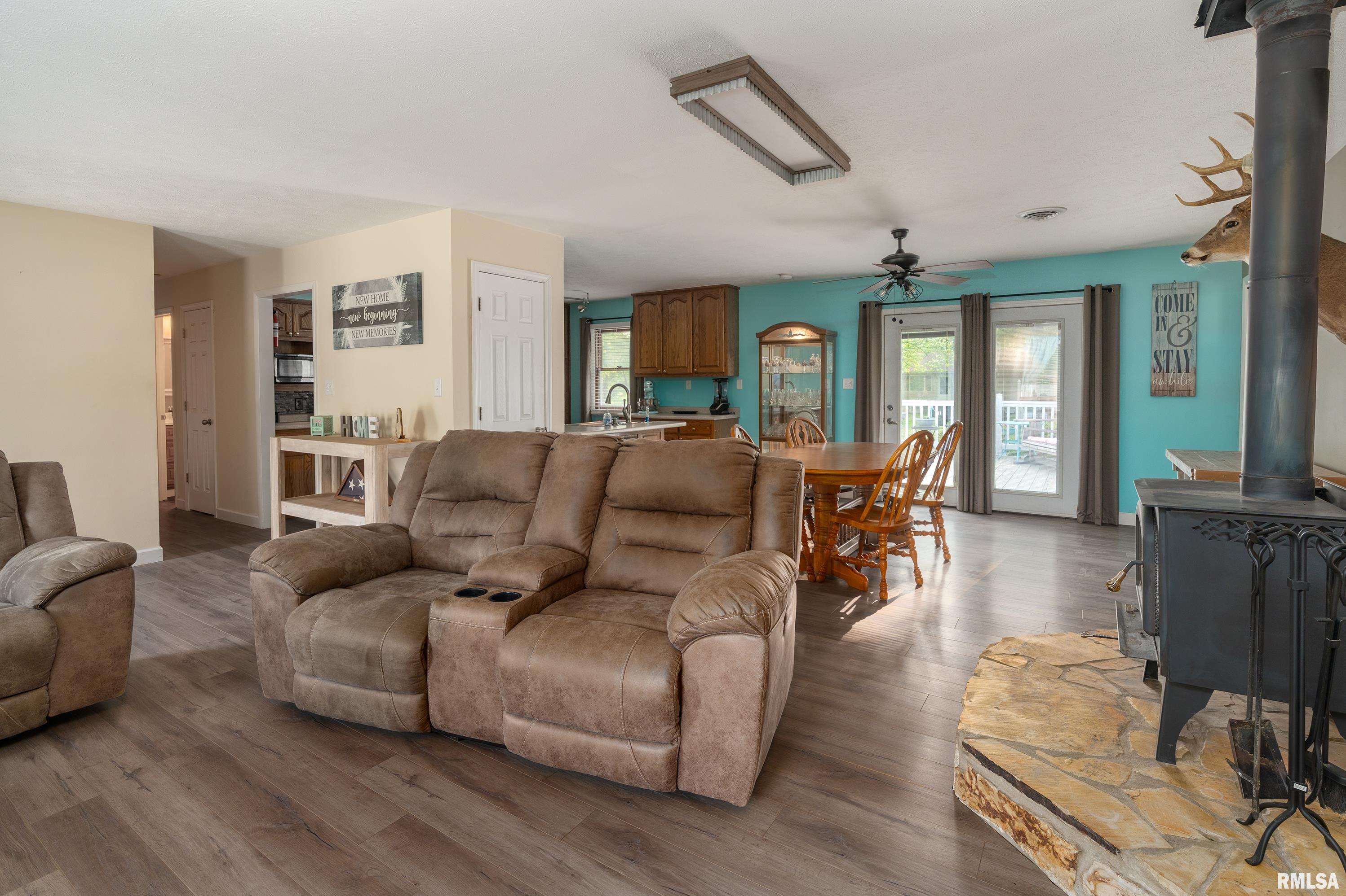 11371 Cunningham Lane, Marion, Illinois image 9