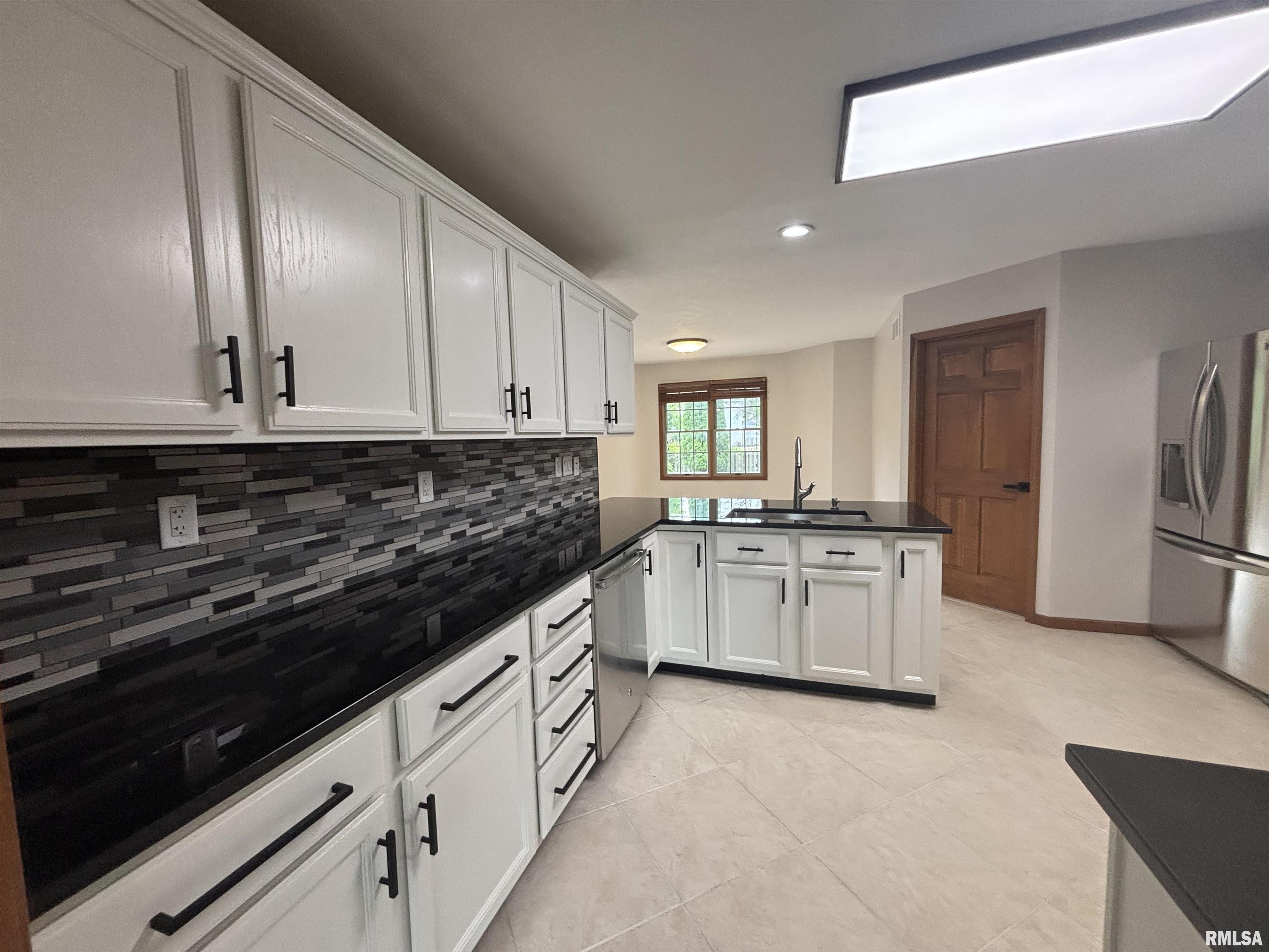 2116 Renwick Drive, Springfield, Illinois image 13
