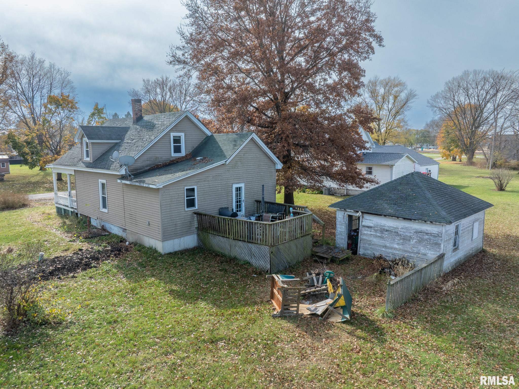 108 E Grant Street, Avon, Illinois image 3