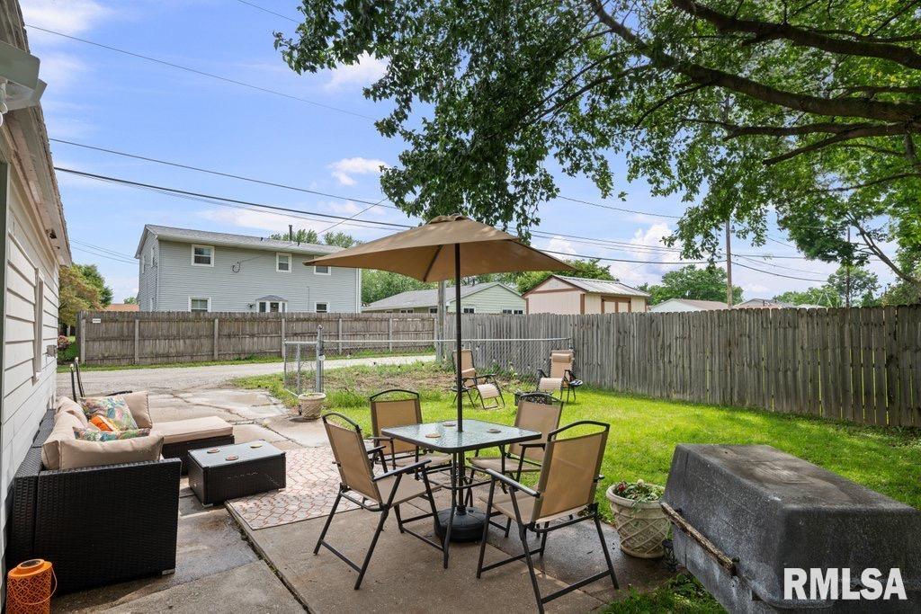 4702 11th Avenue B, Moline, Illinois image 18