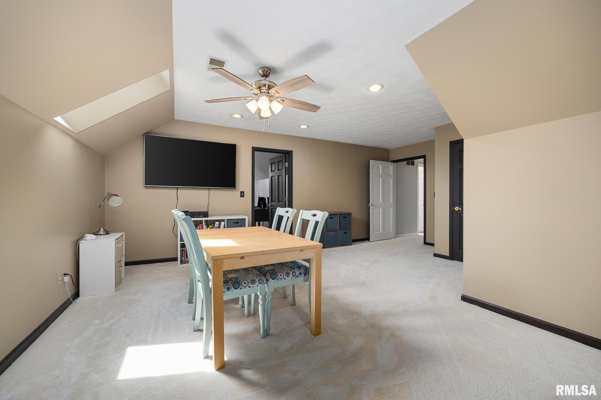 1340 N Independence Court, Germantown Hills, Illinois image 41