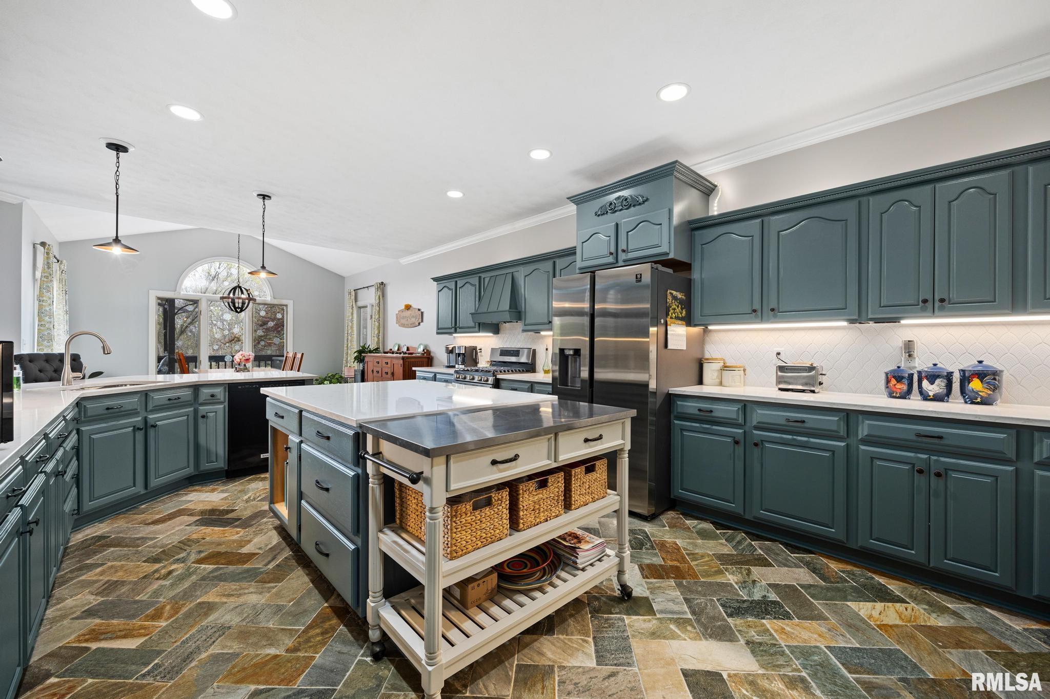 1340 N Independence Court, Germantown Hills, Illinois image 17