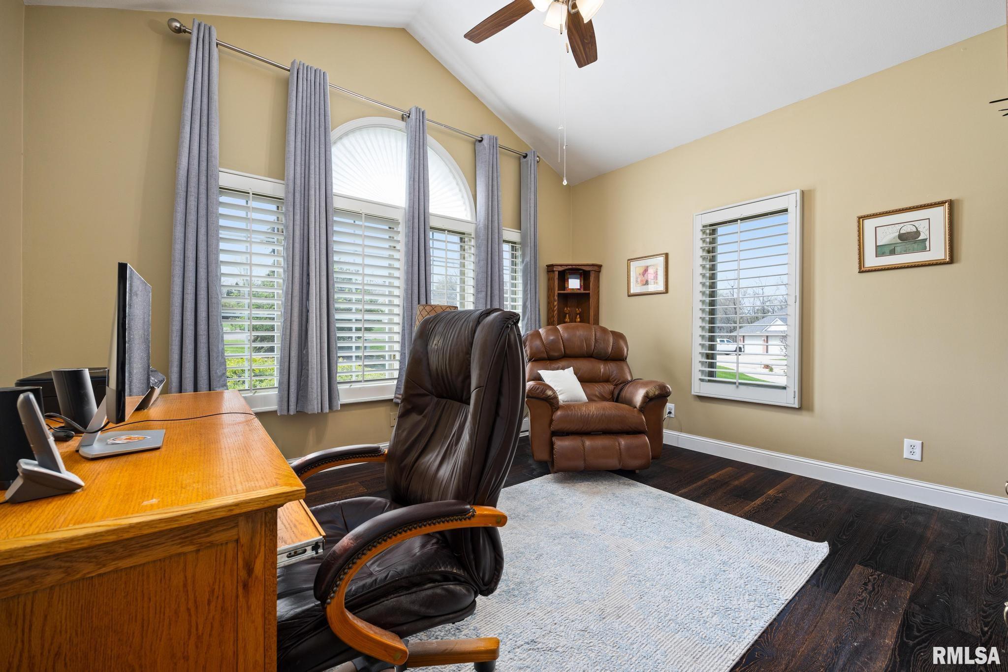 1340 N Independence Court, Germantown Hills, Illinois image 27