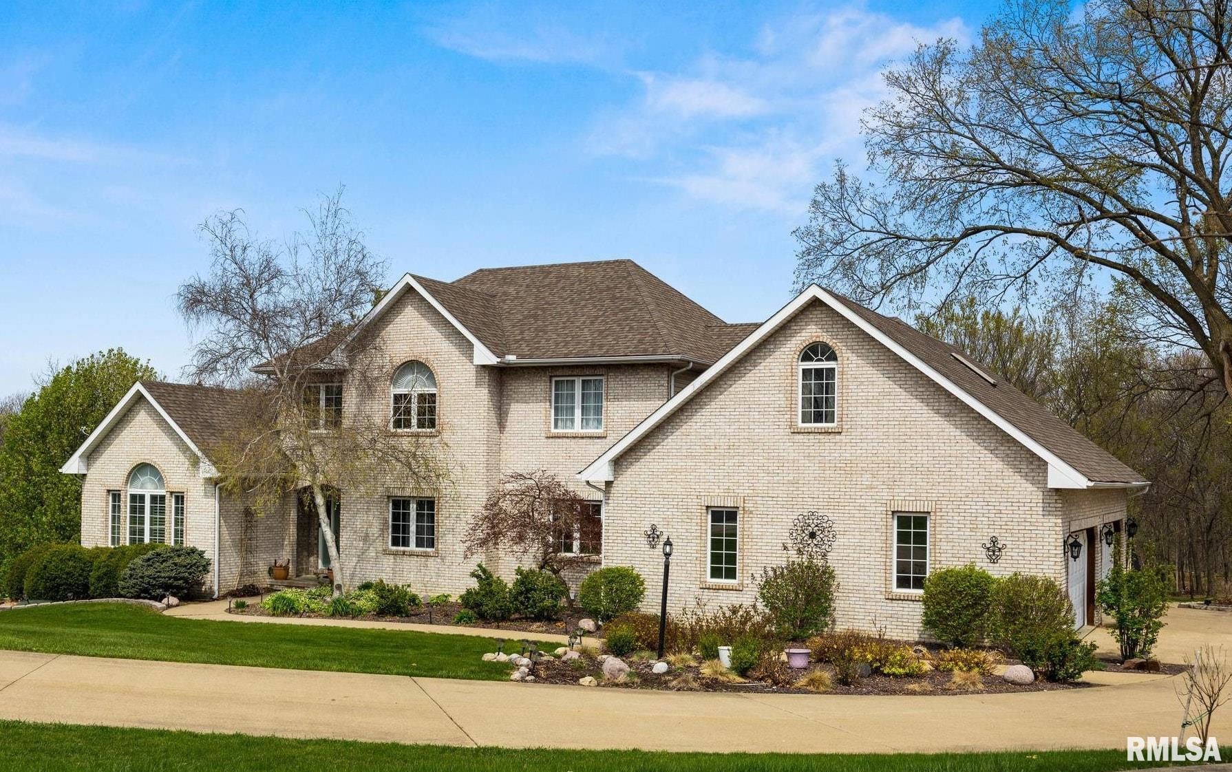 1340 N Independence Court, Germantown Hills, Illinois image 3