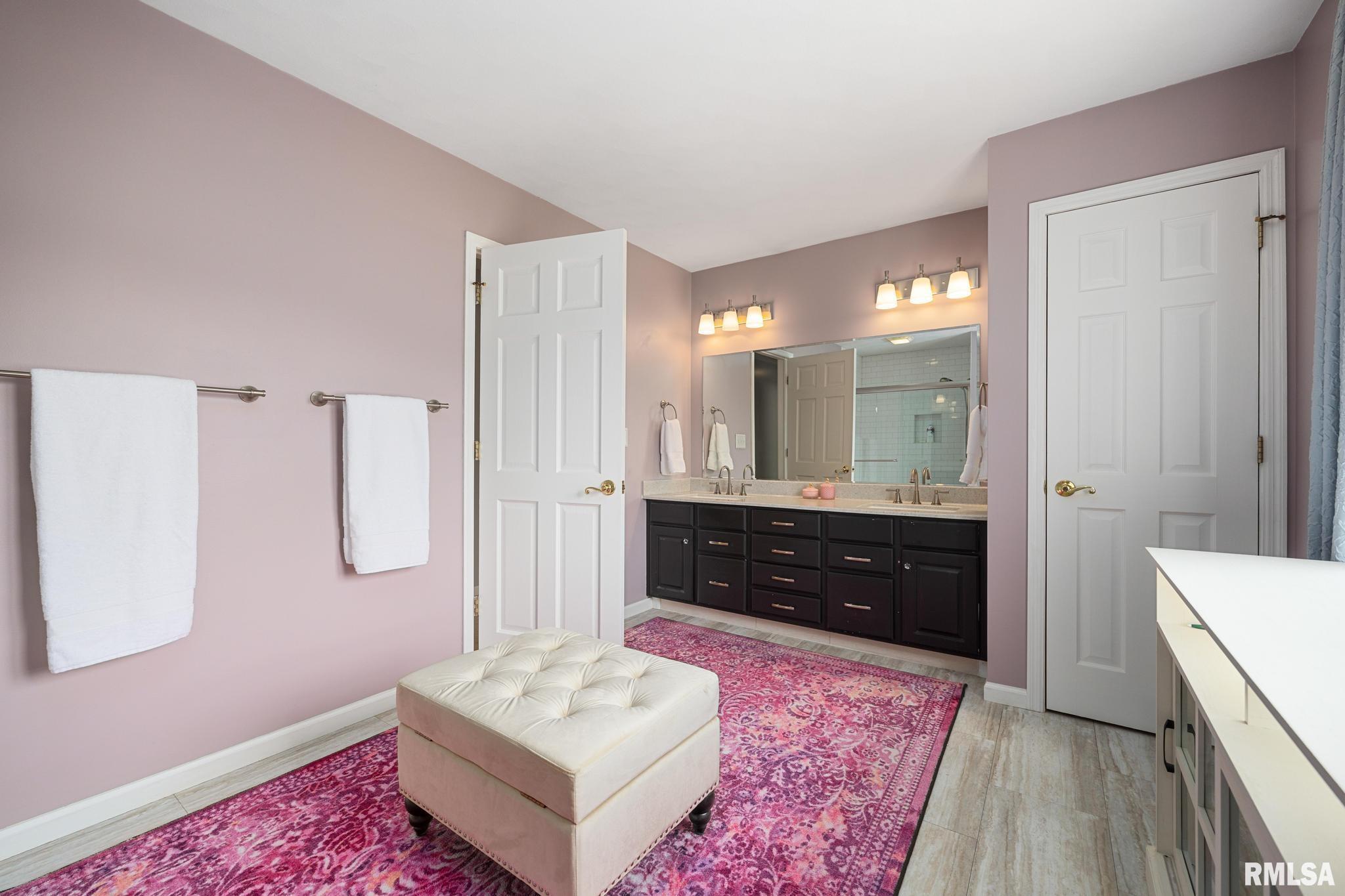 1340 N Independence Court, Germantown Hills, Illinois image 38
