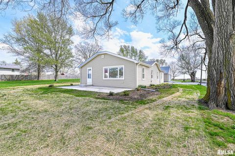 Photo of 200 LILAC Lane, East Peoria, IL 61611 (MLS # PA1265702)