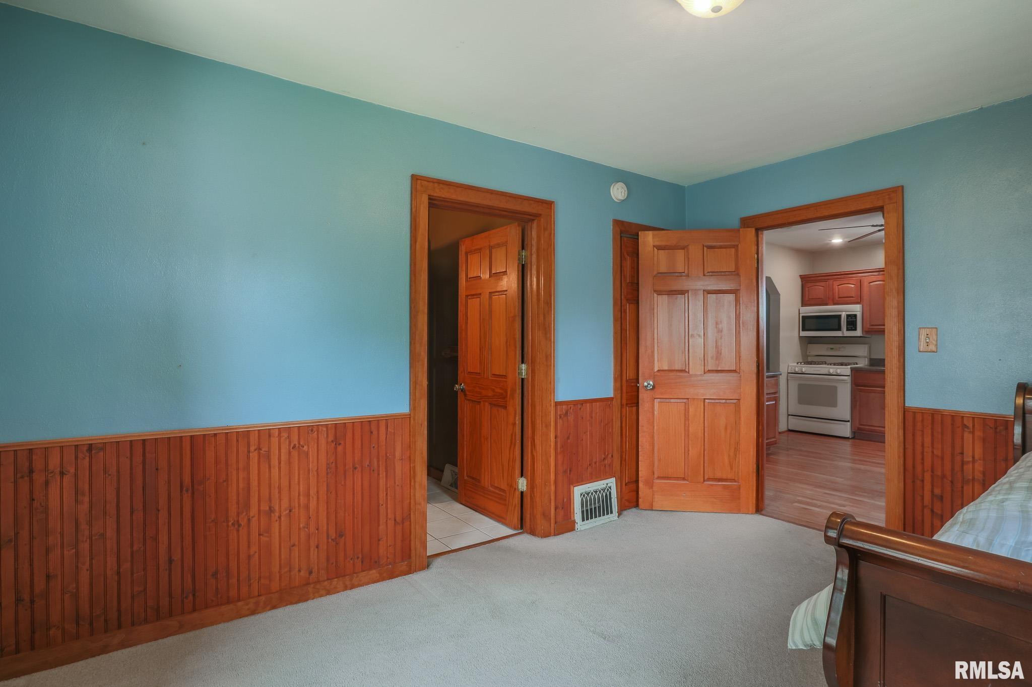 1408 Howard Court, Pekin, Illinois image 9