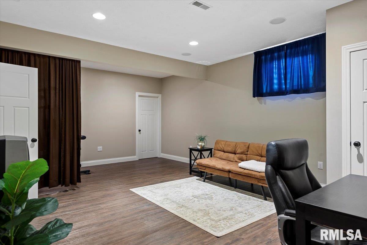 406 Sommerset Drive, Chatham, Illinois image 36